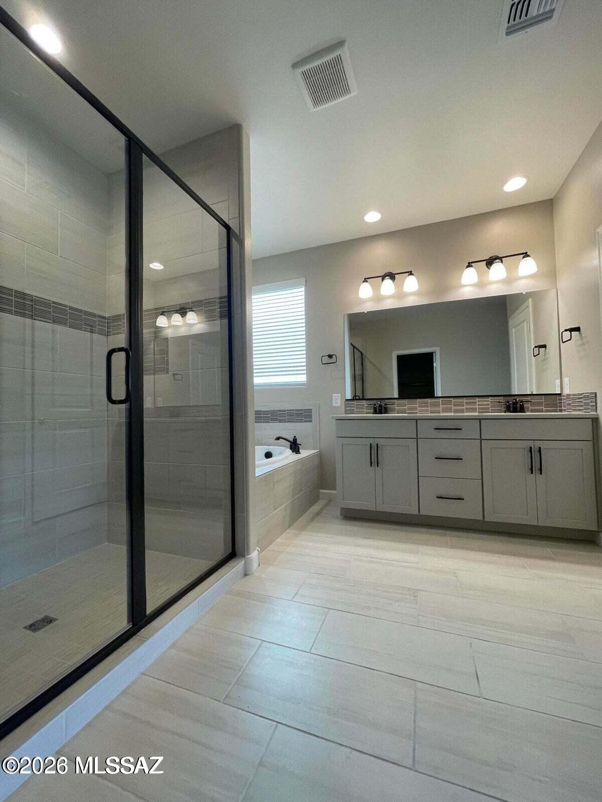 Saguaros Viejos East Phase 1 - Residential Lease