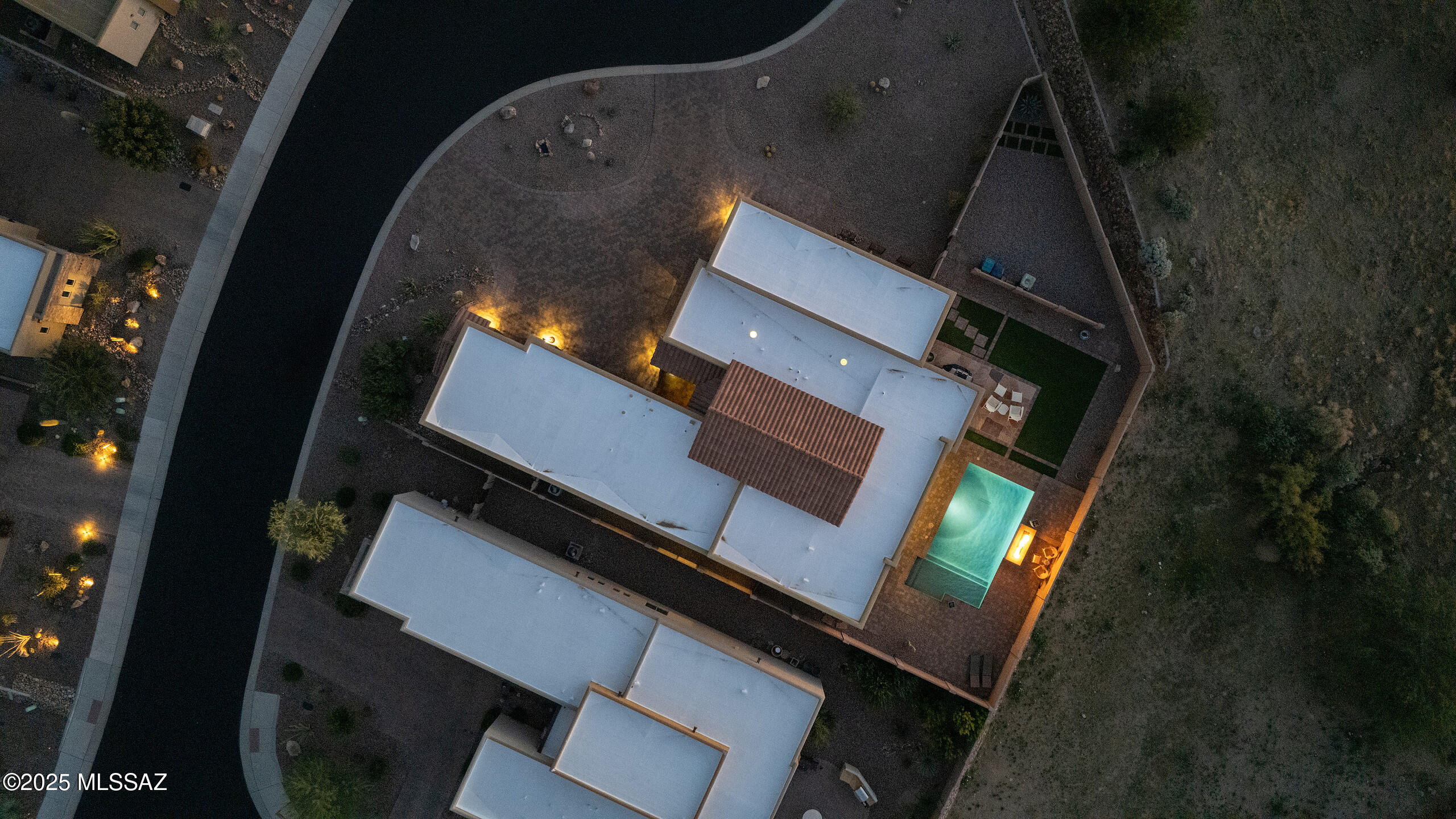 Boulder Bridge Pass At Dove Mountain SQ20132910078 - Residential