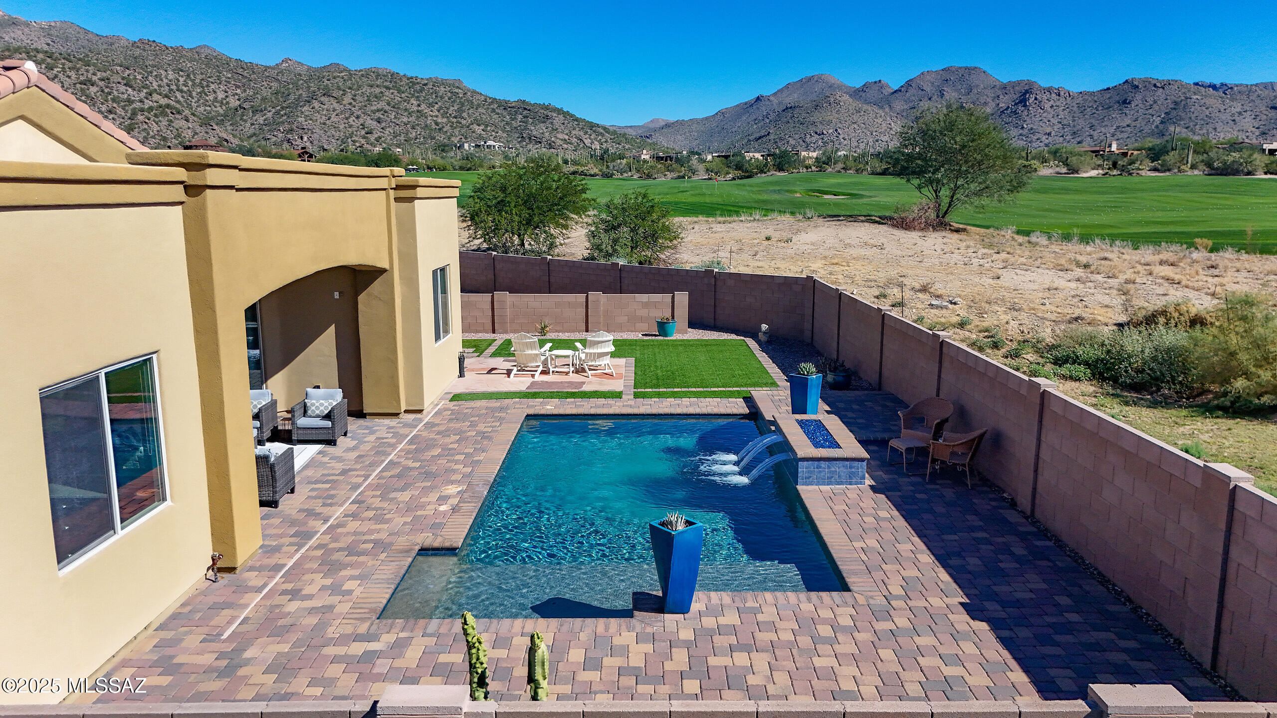 Boulder Bridge Pass At Dove Mountain SQ20132910078 - Residential