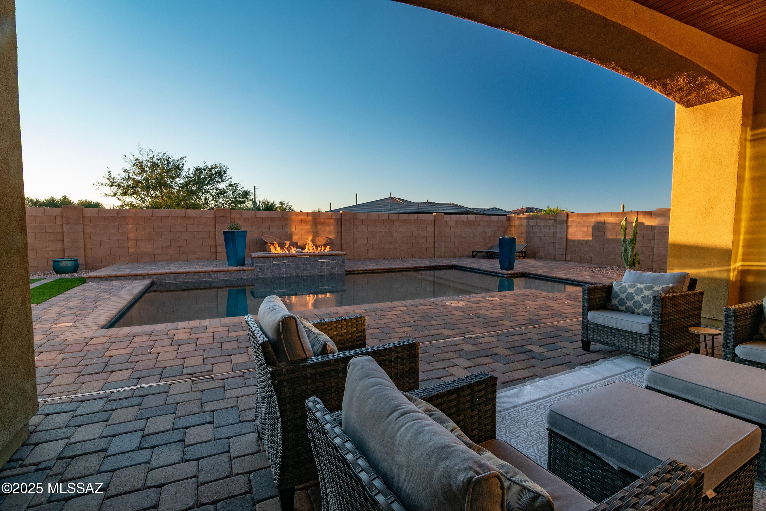 Boulder Bridge Pass At Dove Mountain SQ20132910078 - Residential