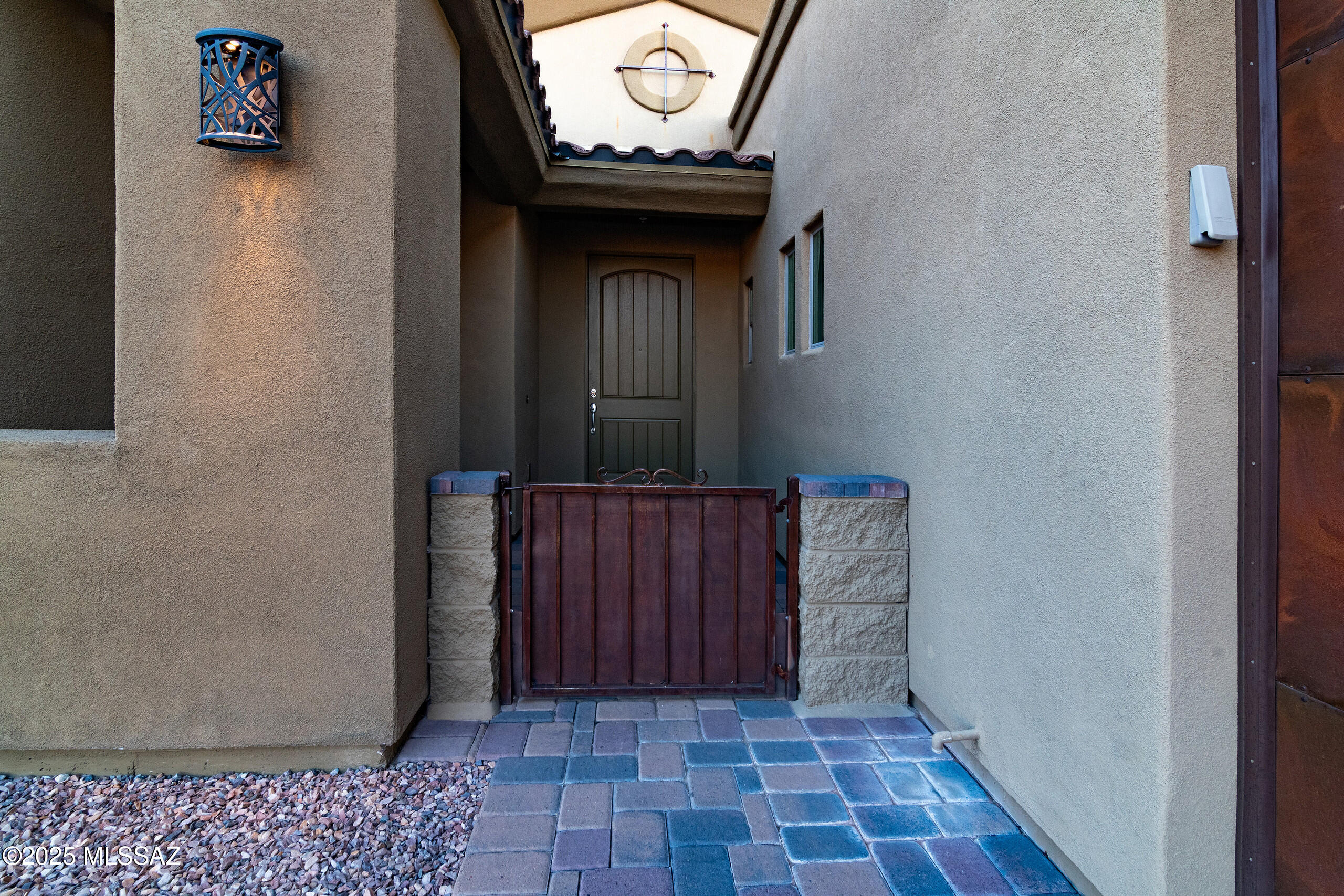 Boulder Bridge Pass At Dove Mountain SQ20132910078 - Residential