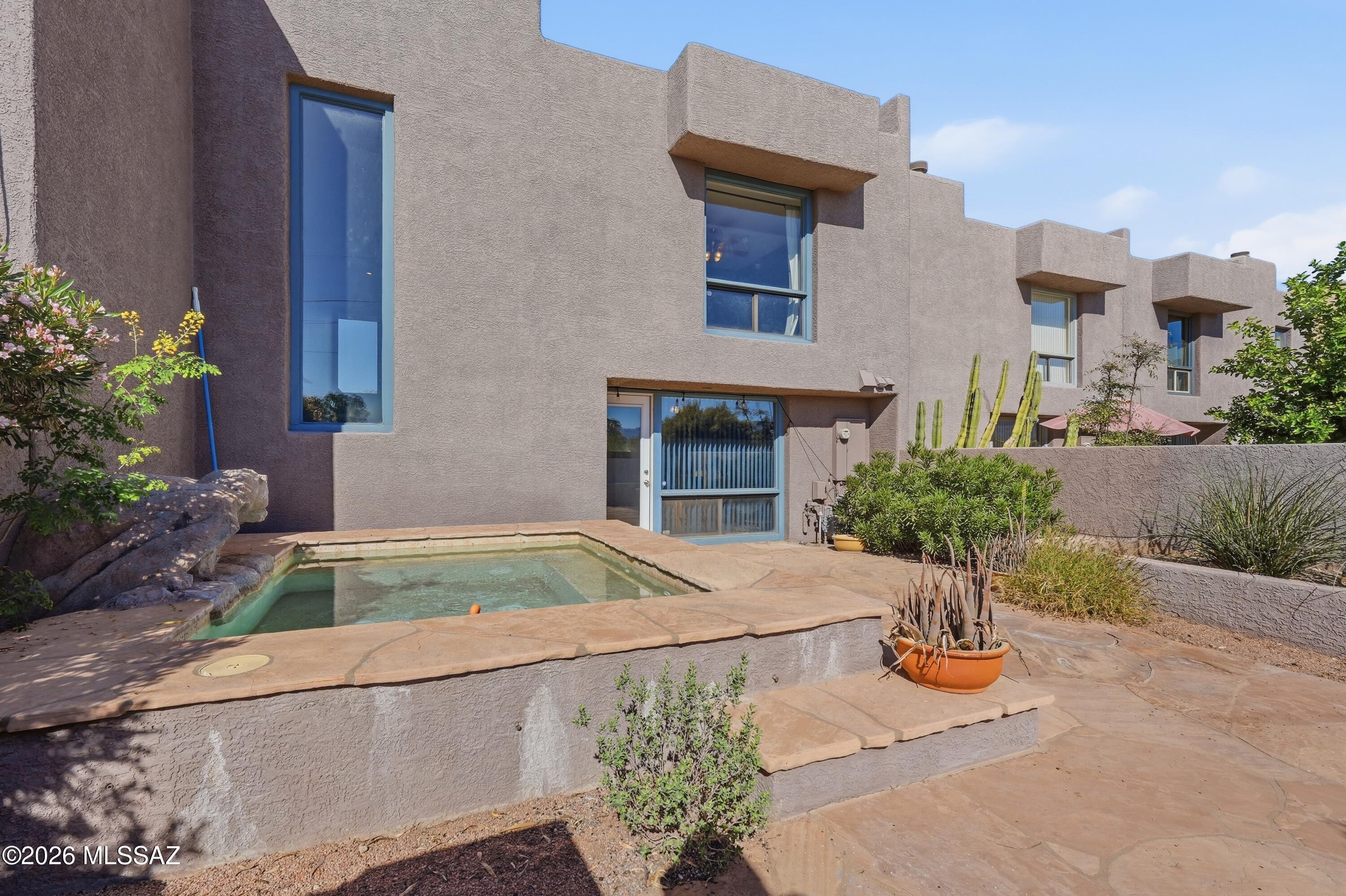 Country Club At The River (1-32) - Residential
