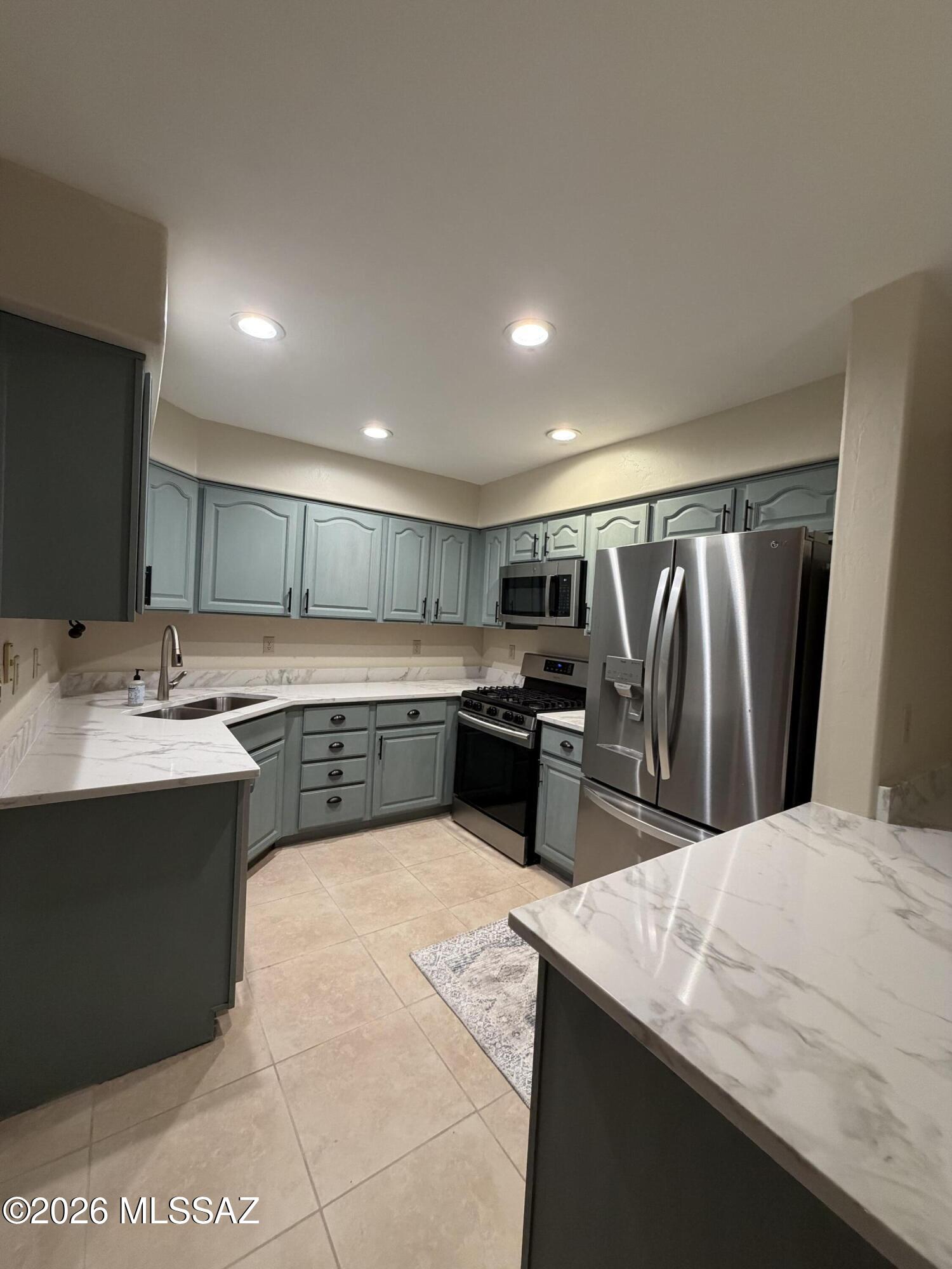 Tucson Racquet Club Th Resub - Residential