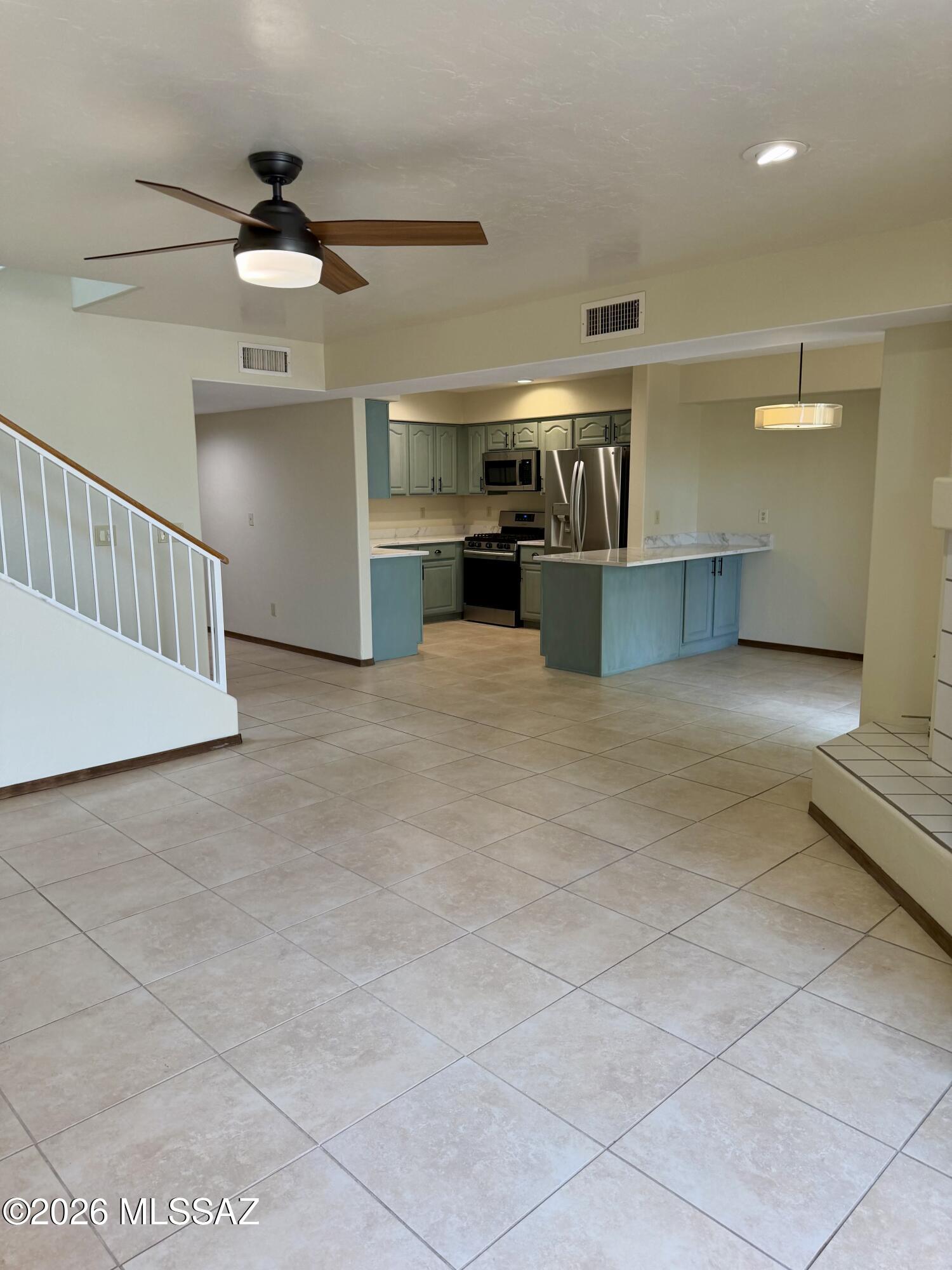 Tucson Racquet Club Th Resub - Residential