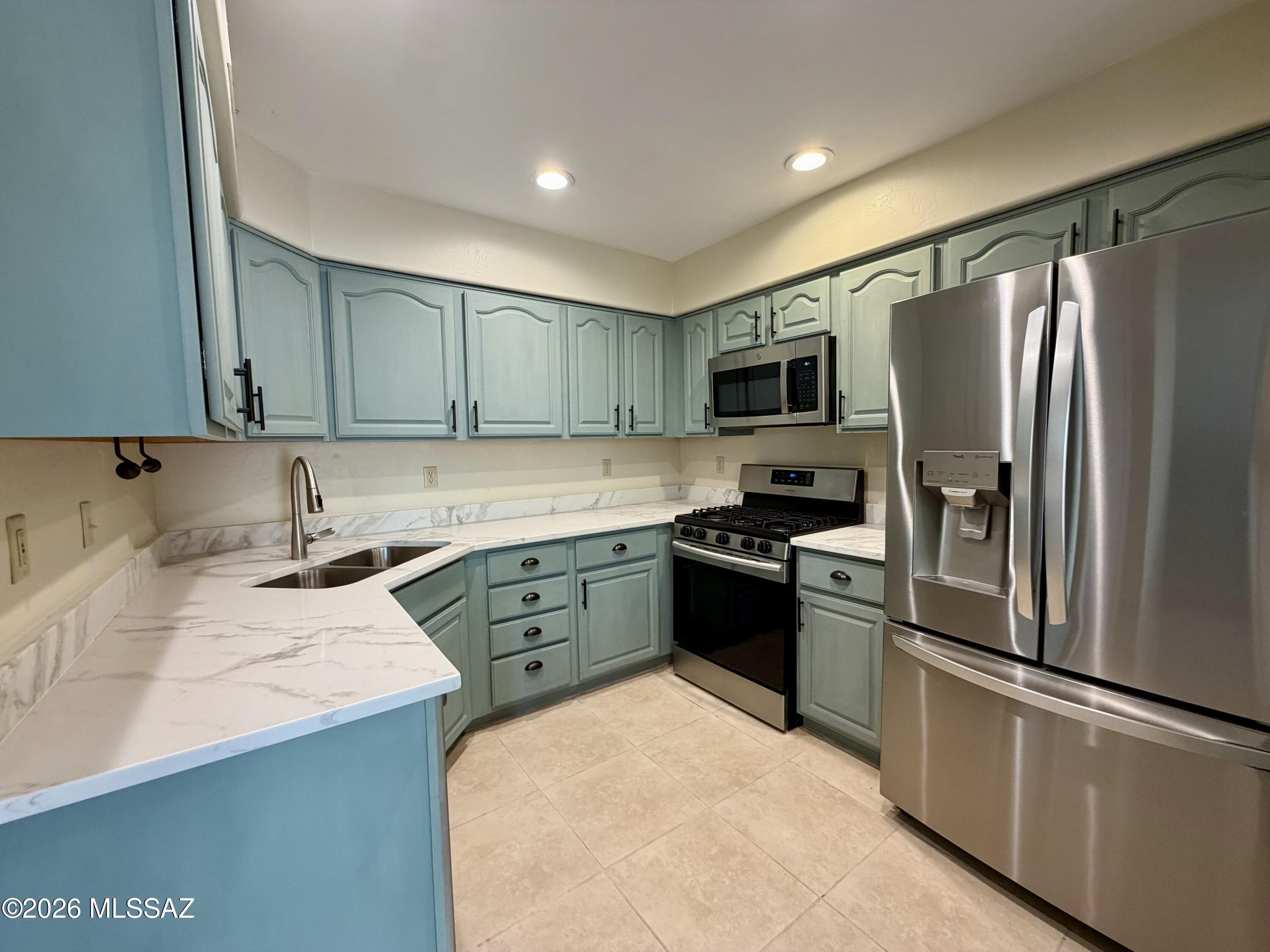 Tucson Racquet Club Th Resub - Residential