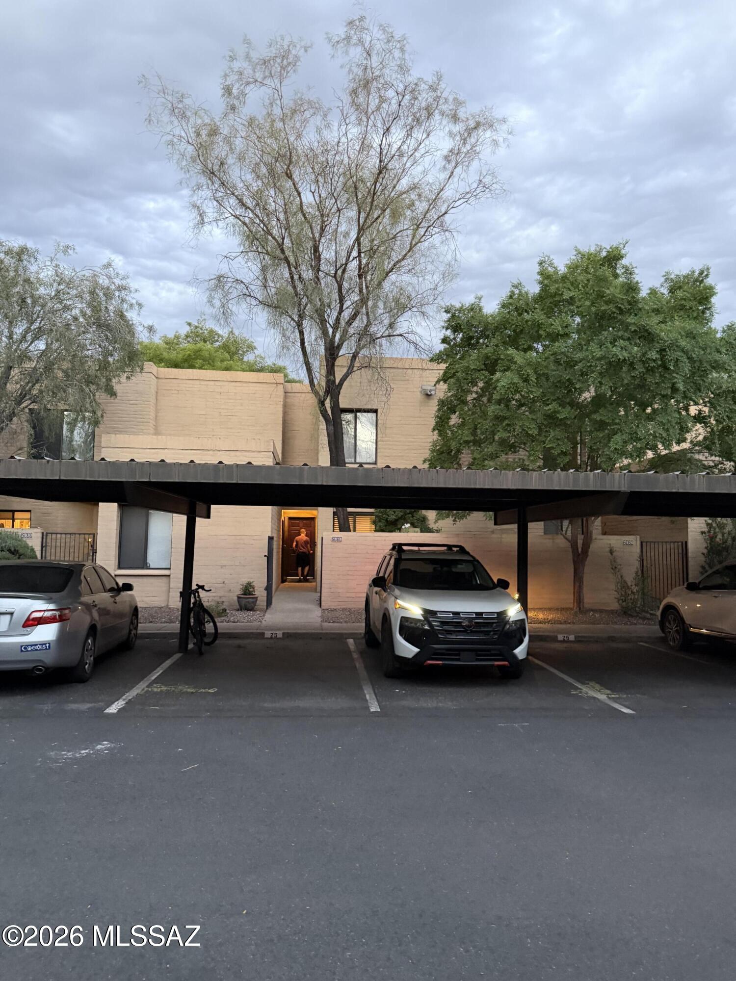 Tucson Racquet Club Th Resub - Residential