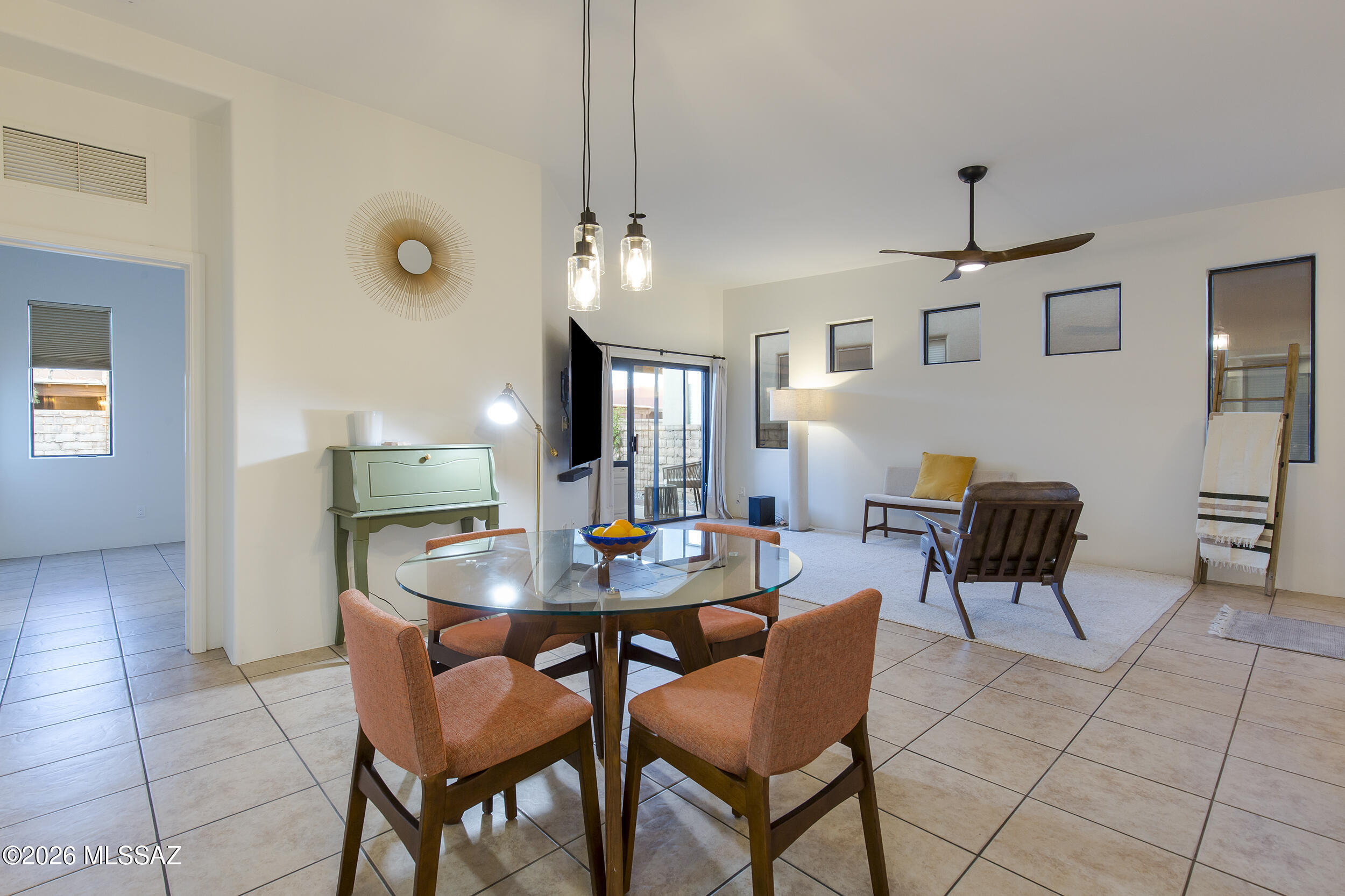 Barrio Centro (1-84) - Residential