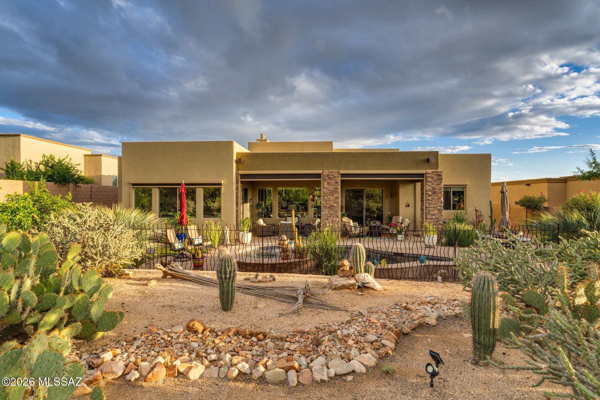 Boulder Bridge Pass At Dove Mountain SQ20132910078 - Residential