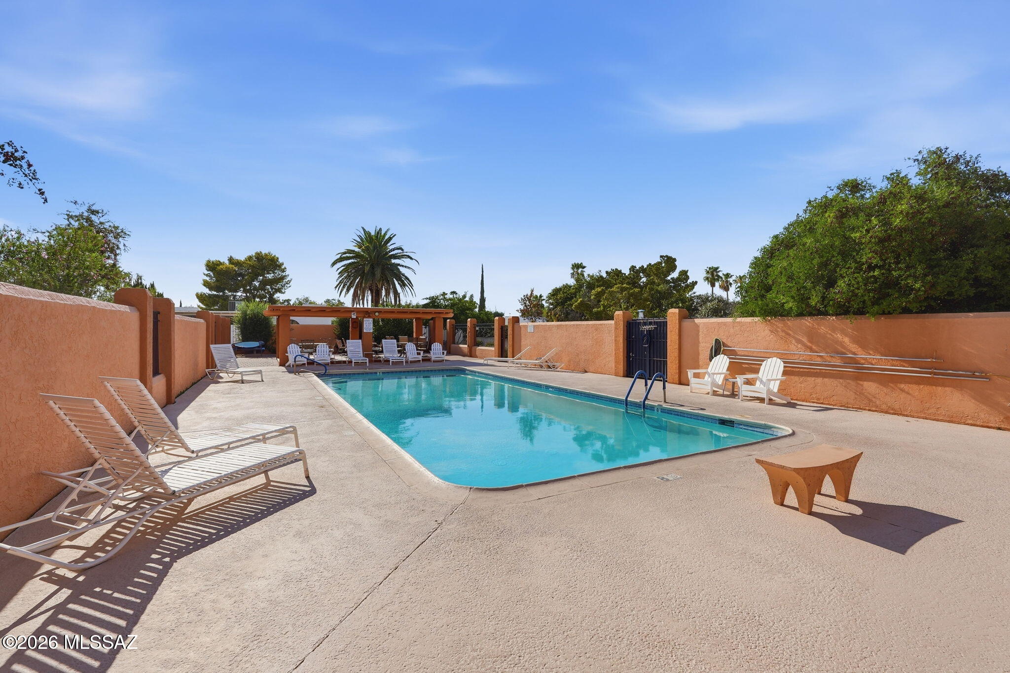 La Toluca Townhouses - Residential
