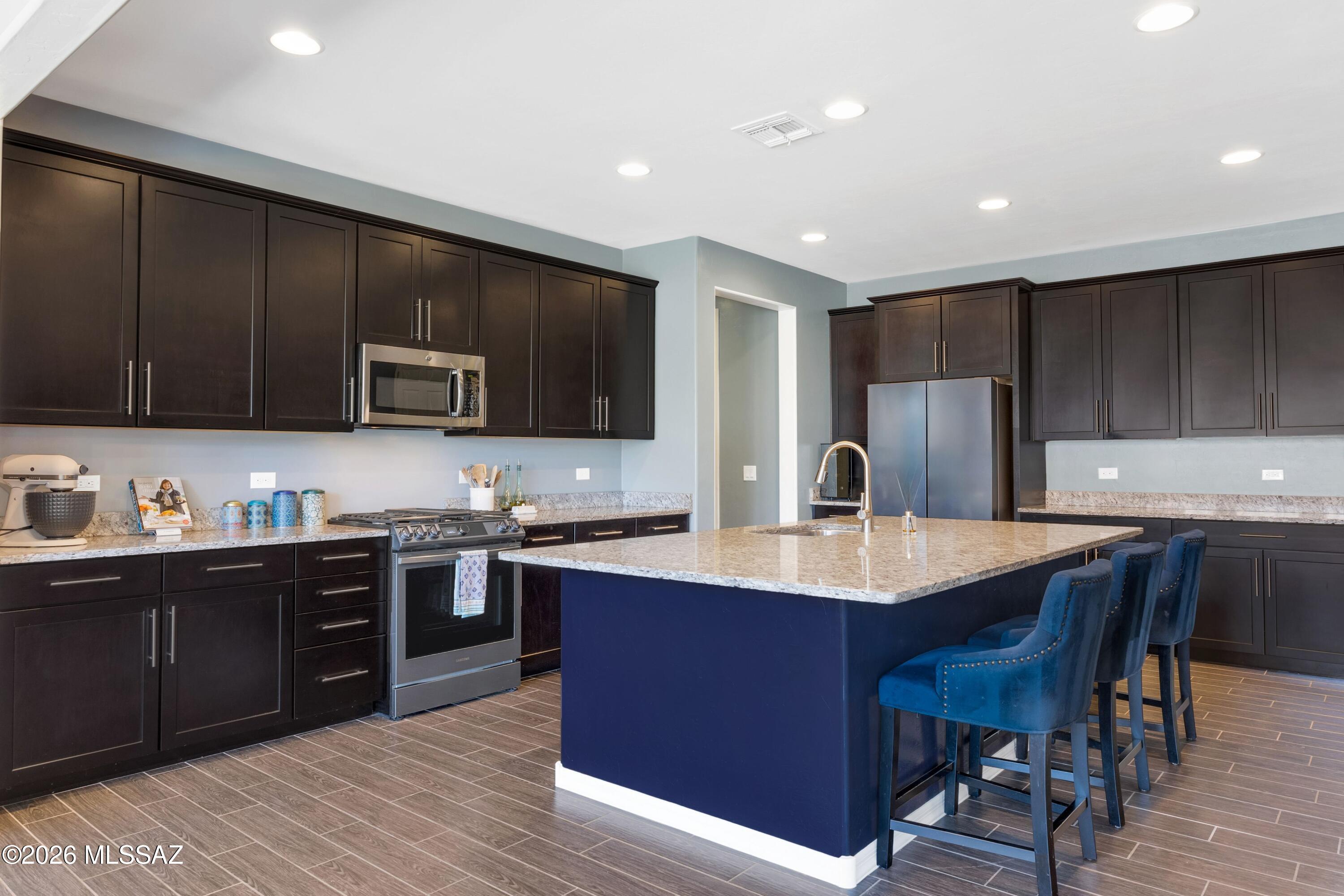 Linda Vista Heights SQ20161440591 - Residential