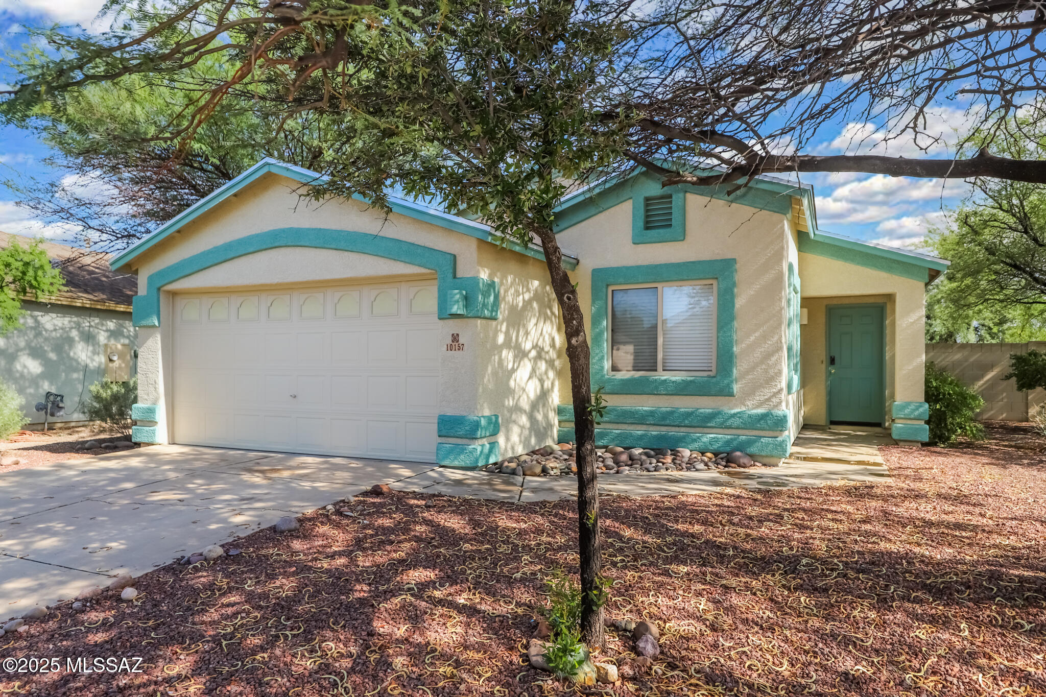 Hacienda Del Oro (1-78) - Residential