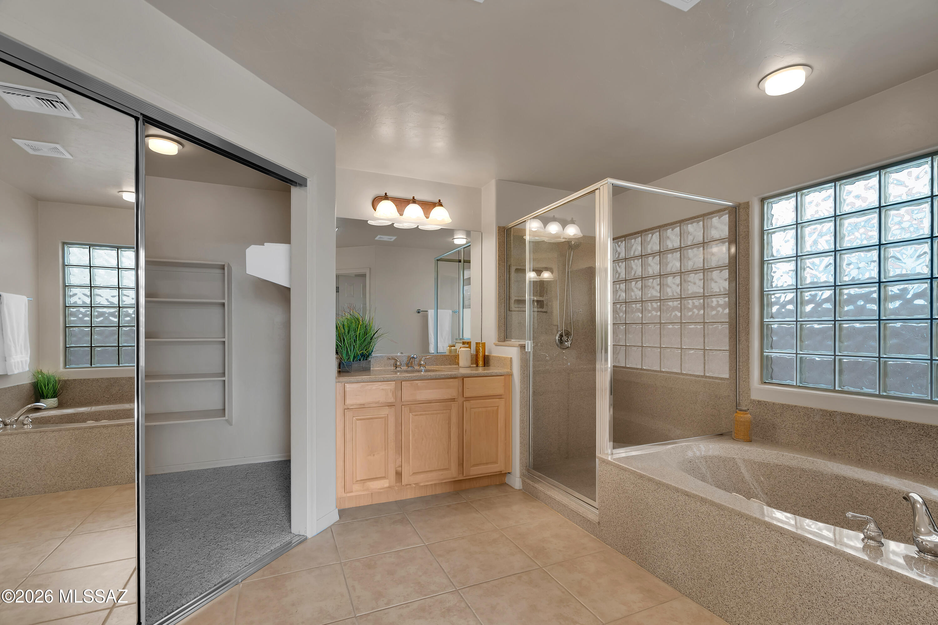 Rancho Del Lago (1-100) - Residential