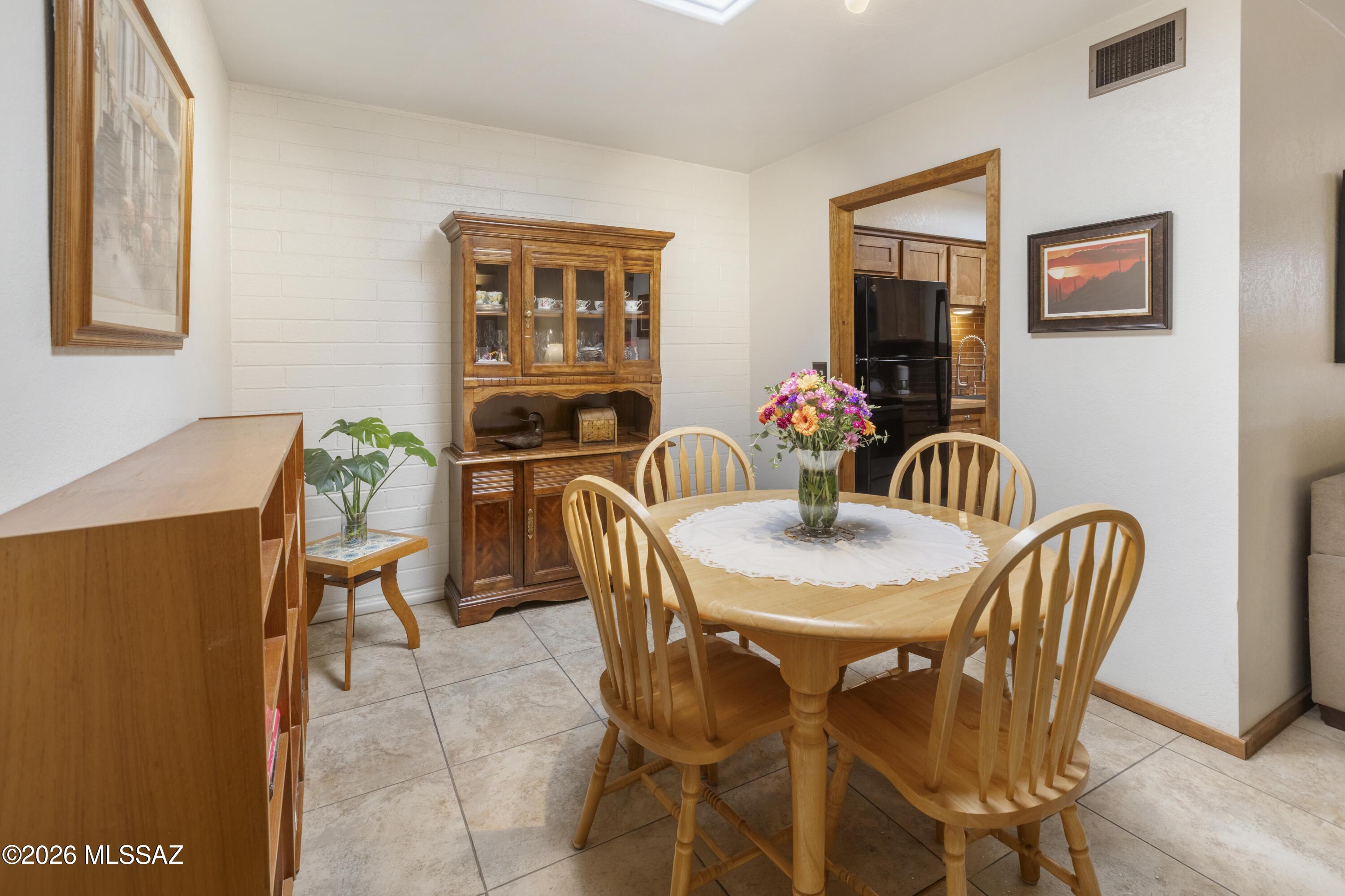 Vista Del Oro Townhouses (1-33) - Residential