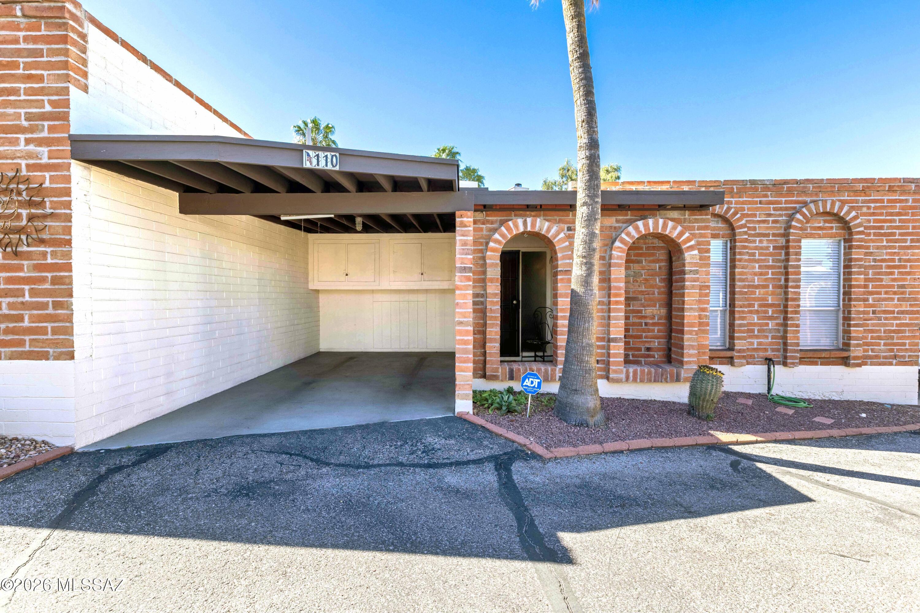 Vista Del Oro Townhouses (1-33) - Residential
