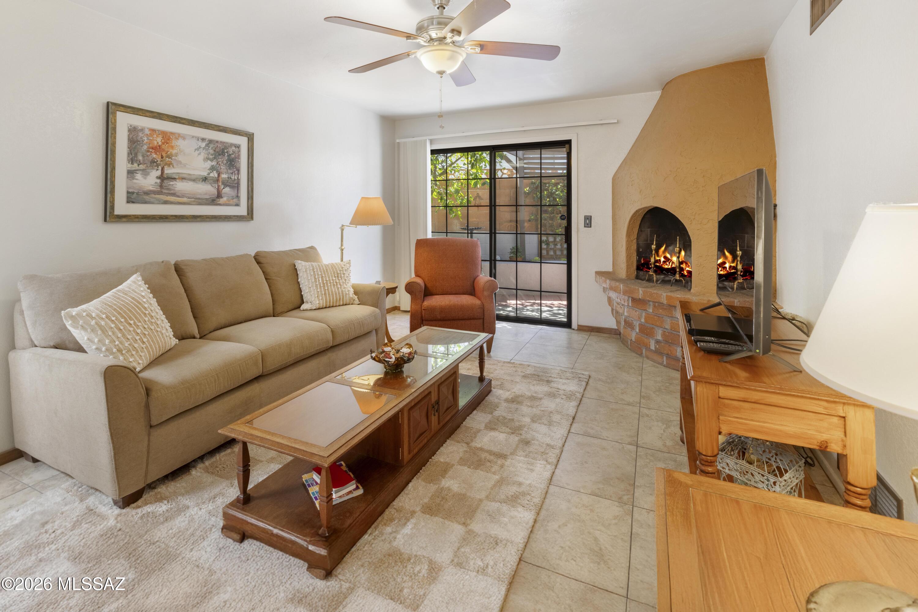 Vista Del Oro Townhouses (1-33) - Residential