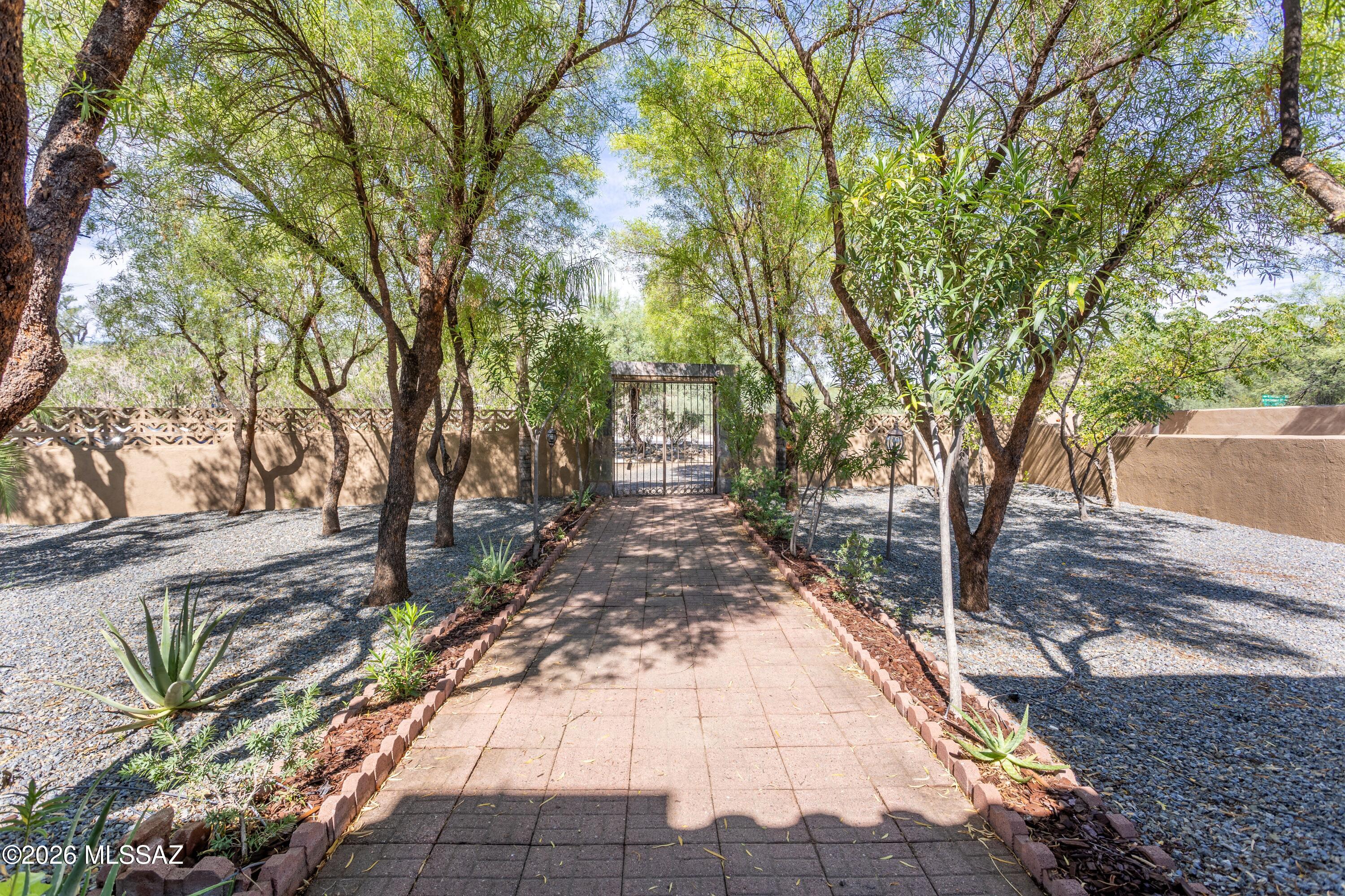 Monte Del Oro (1-187) - Residential