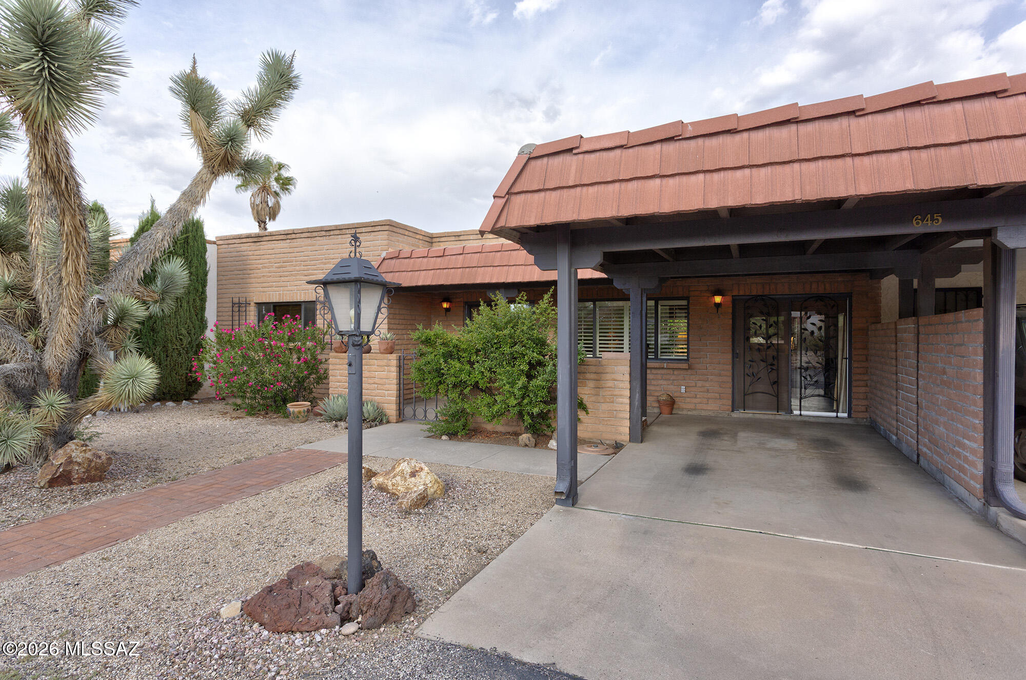Green Valley Townhouses 4 - Residential