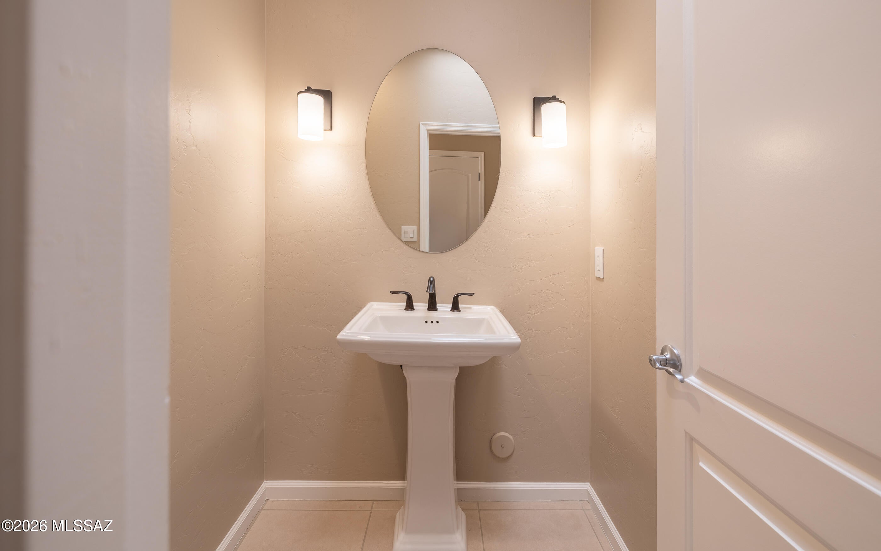 Sabino Mountain (1-290) - Residential
