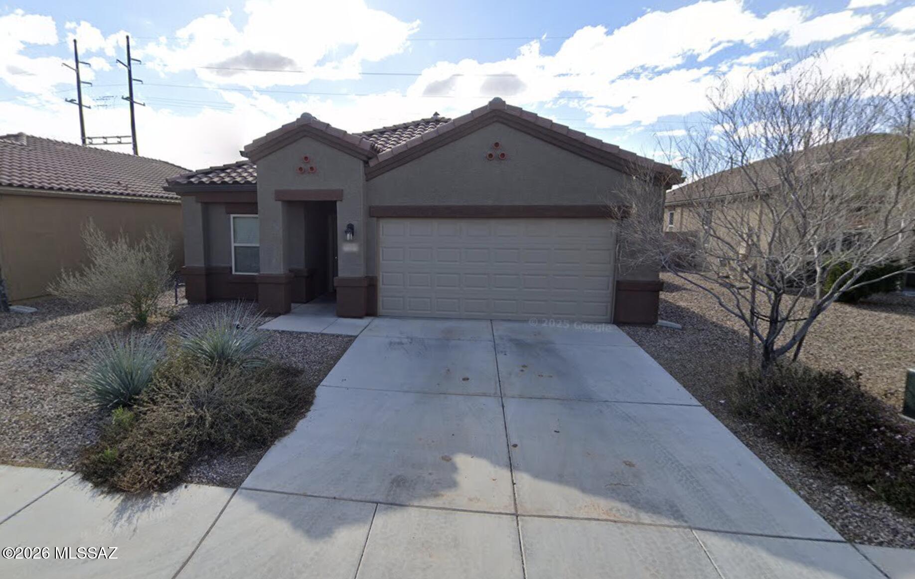 Saguaro Bloom SQ20180540069 - Residential Lease