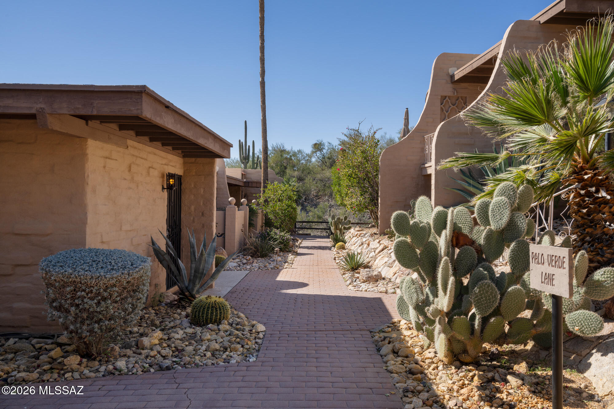 Mission Hills Townhomes (1-39) - Residential