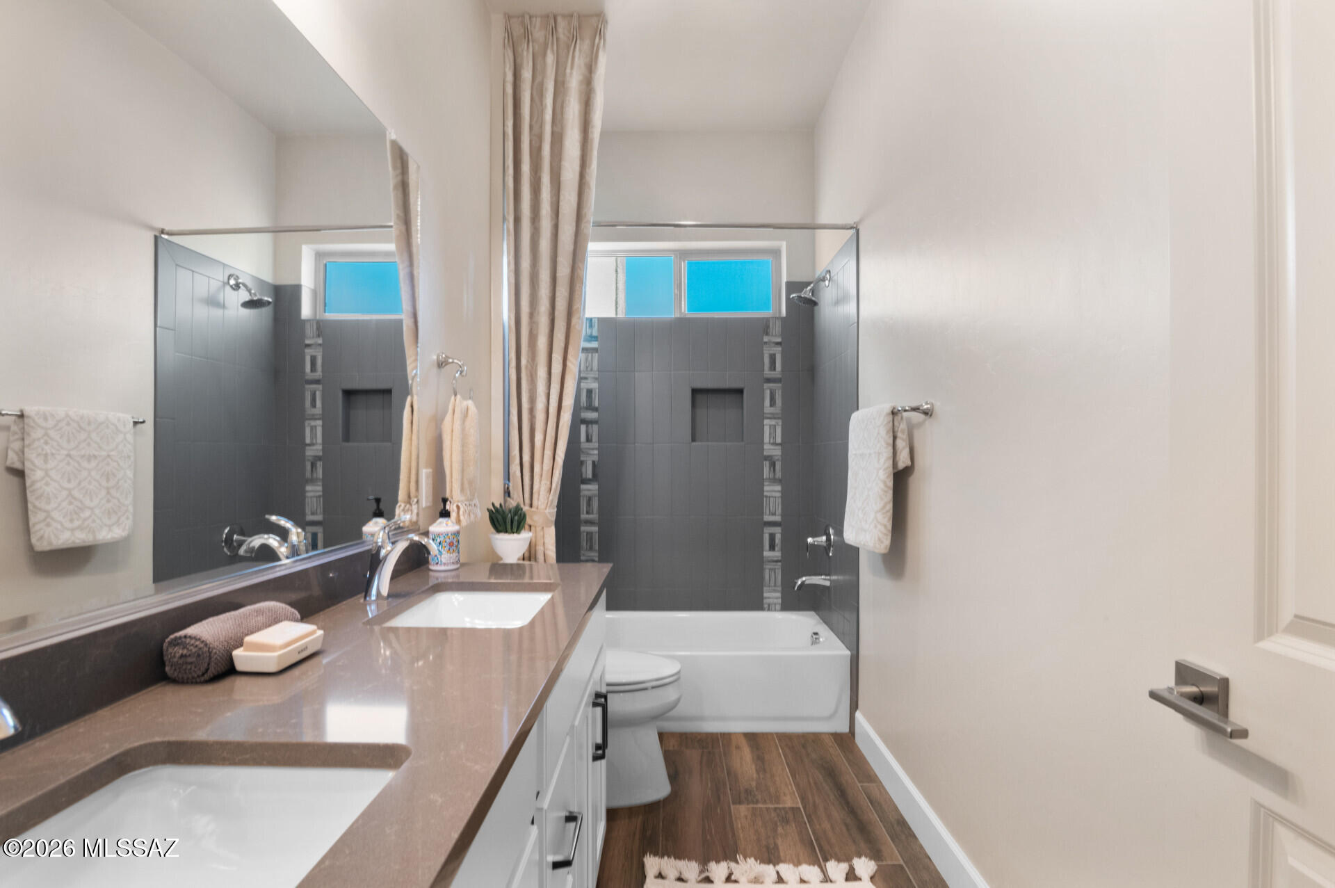 Enclave (The) - Residential