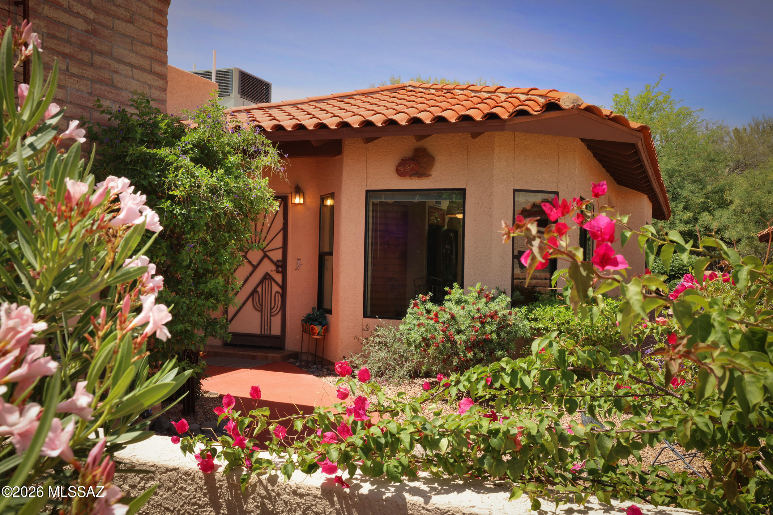 Valle Del Oro Townhomes (1-90) - Residential