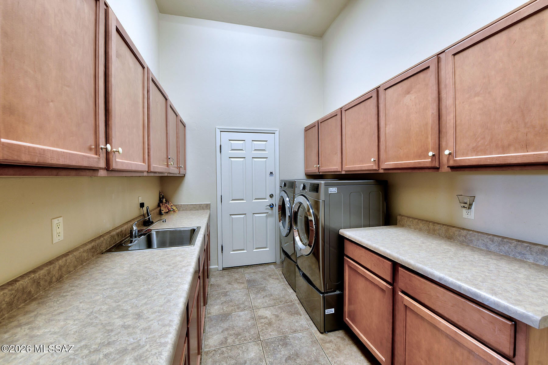 Sabino Mountain (1-290) - Residential