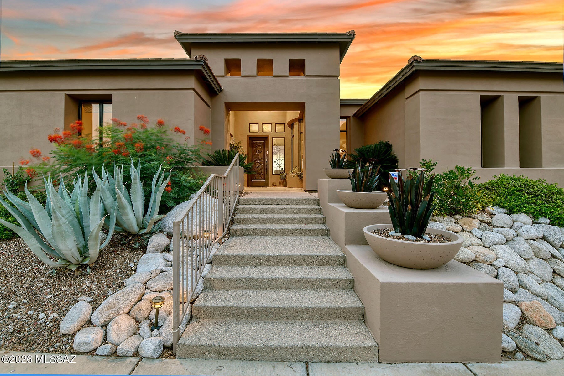 Sabino Mountain (1-290) - Residential