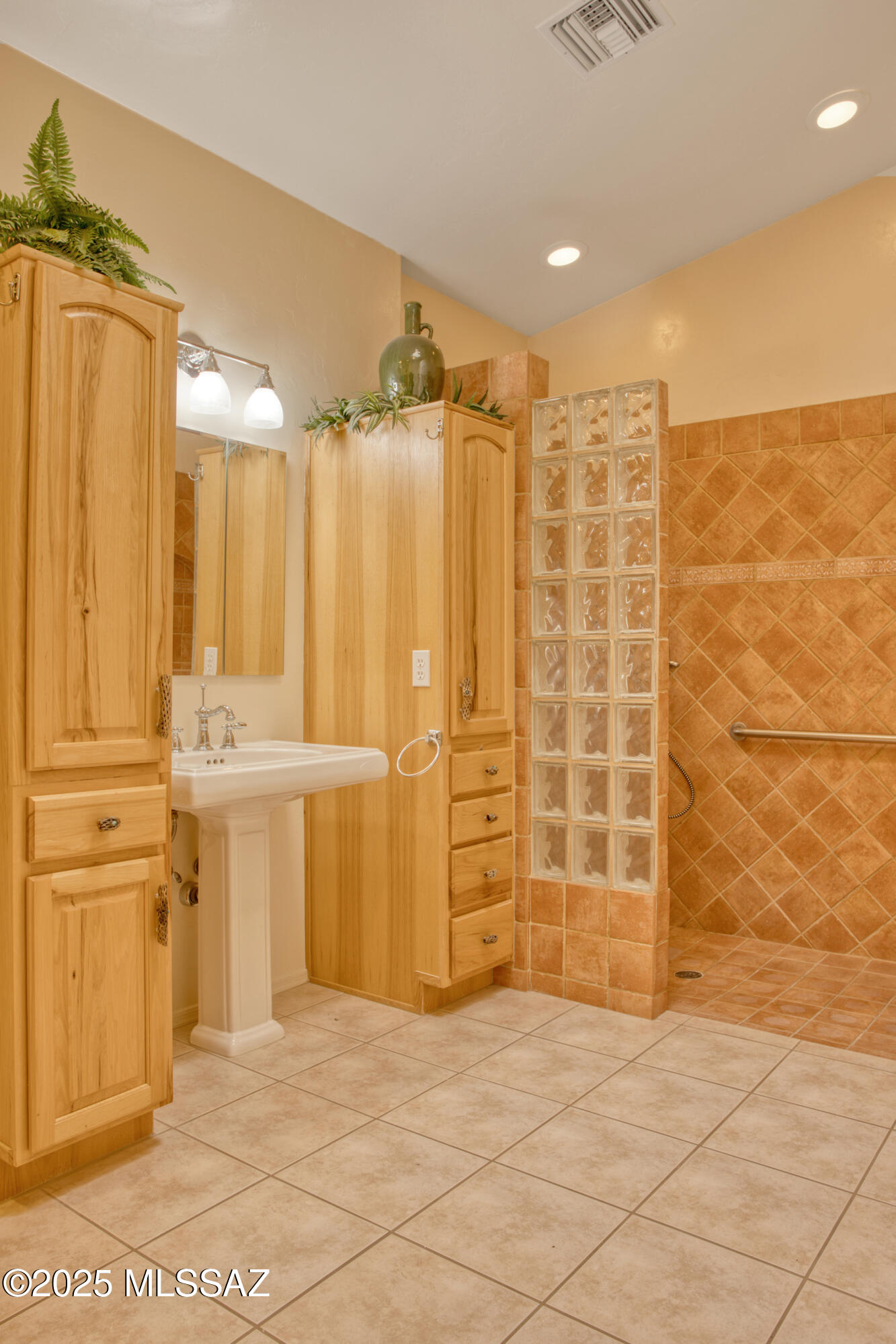 Falcon Ridge (1-41) - Residential