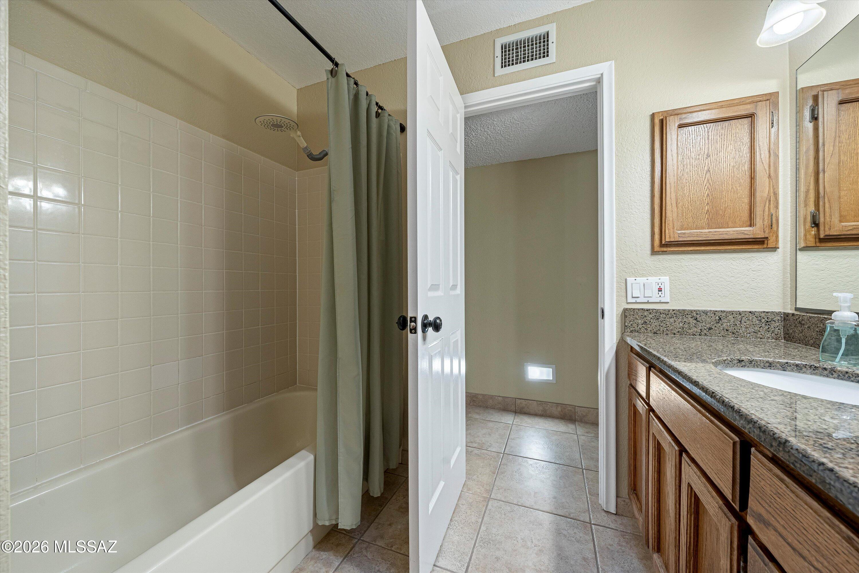 Del Cerro Estates (1-26) - Residential