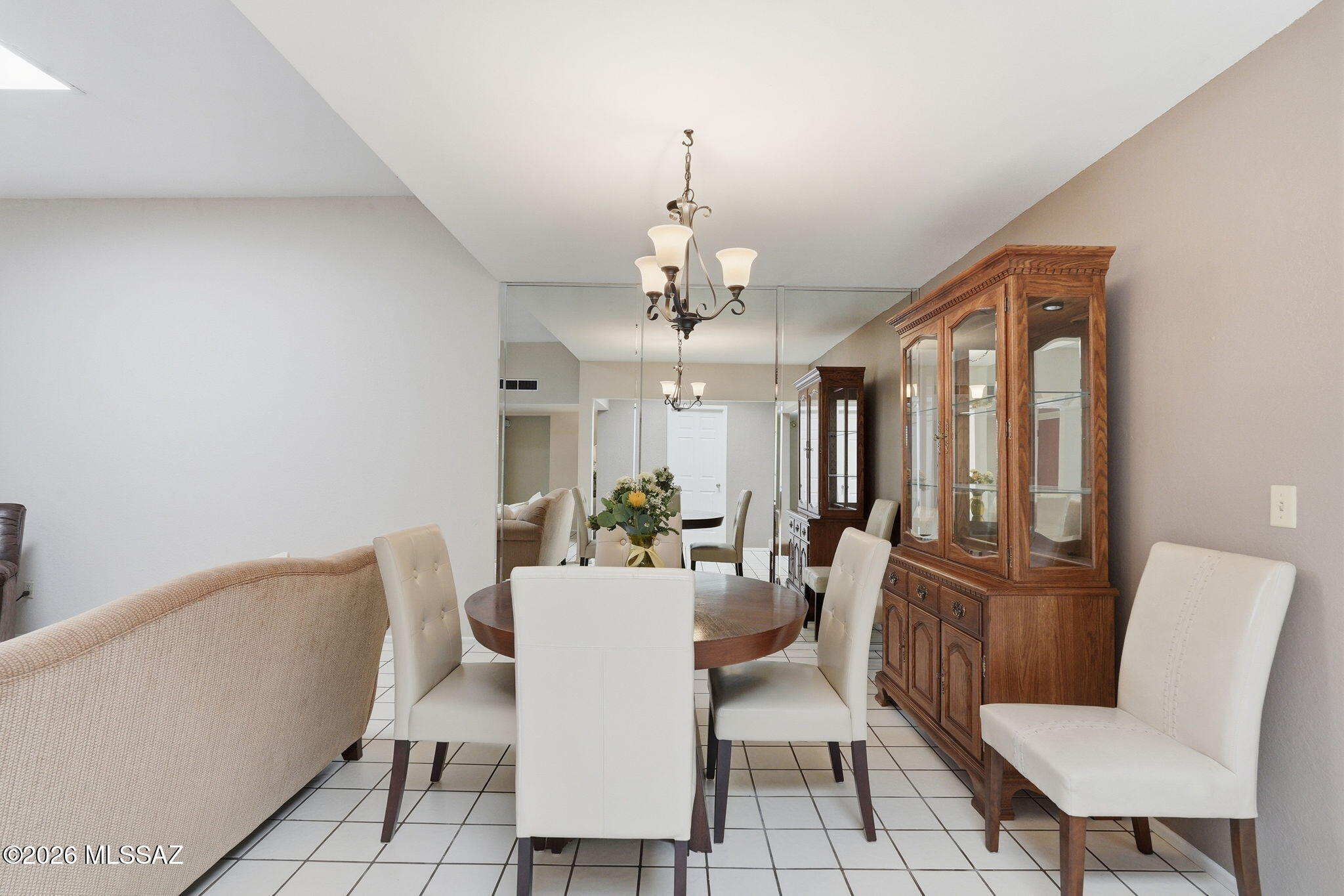 Las Primeras Lomas (1-76) - Residential