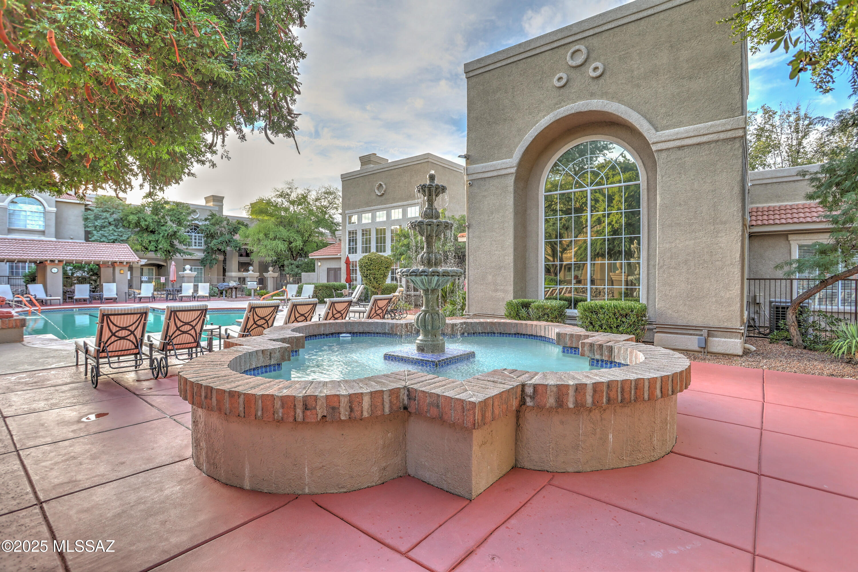 The Boulders at La Reserve Condominiums - Residential