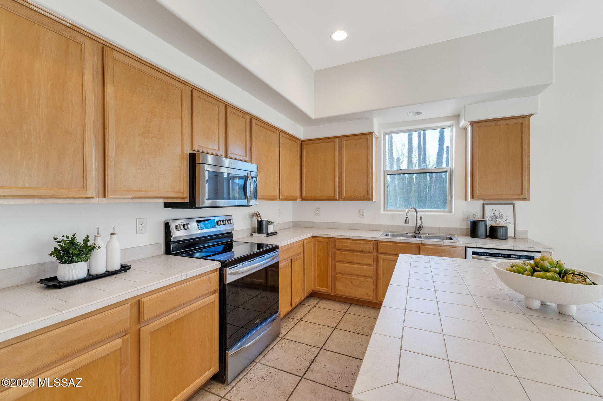 Bluffs At Dove Mountain (1-122) - Residential
