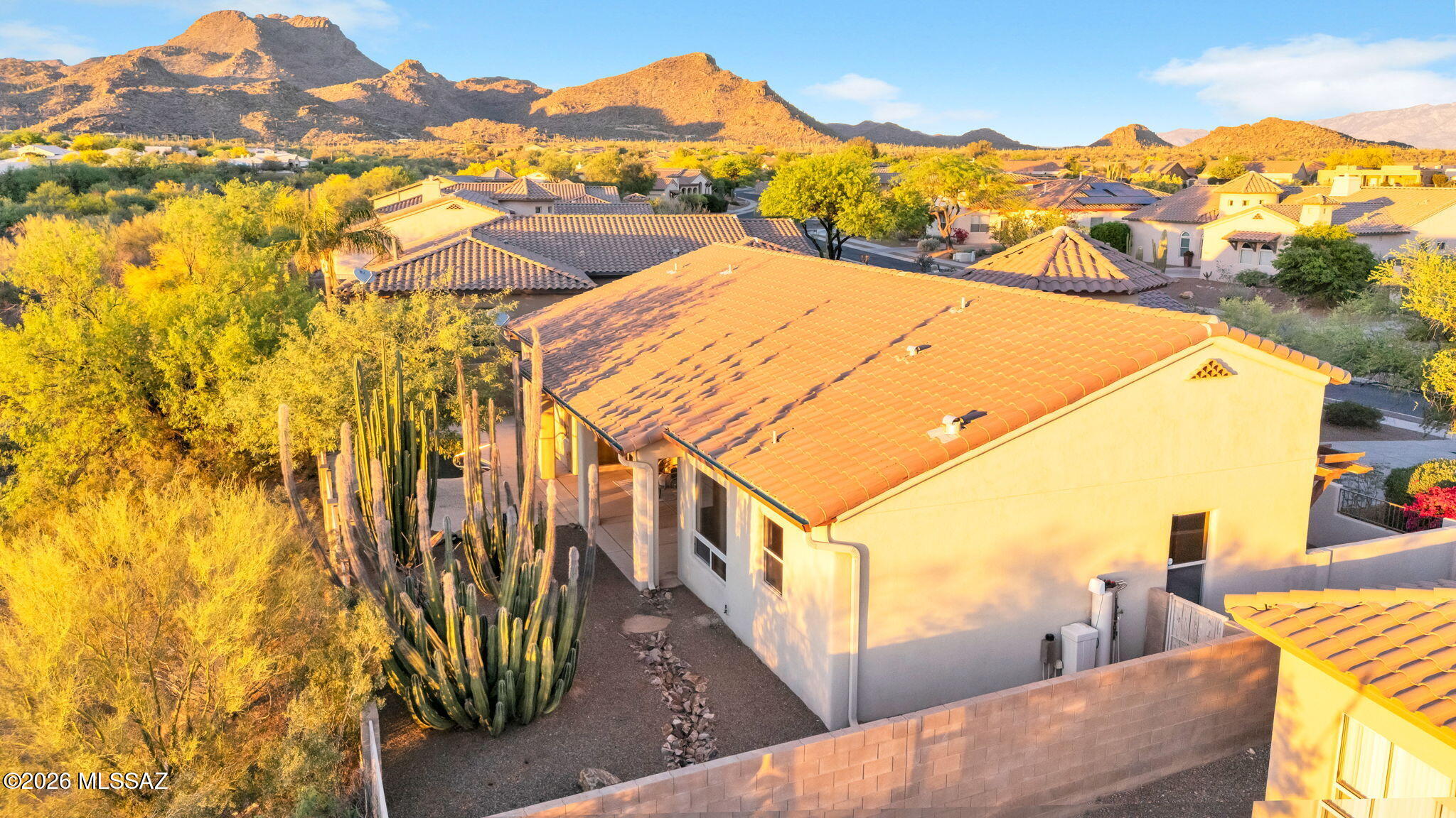 Bluffs At Dove Mountain (1-122) - Residential