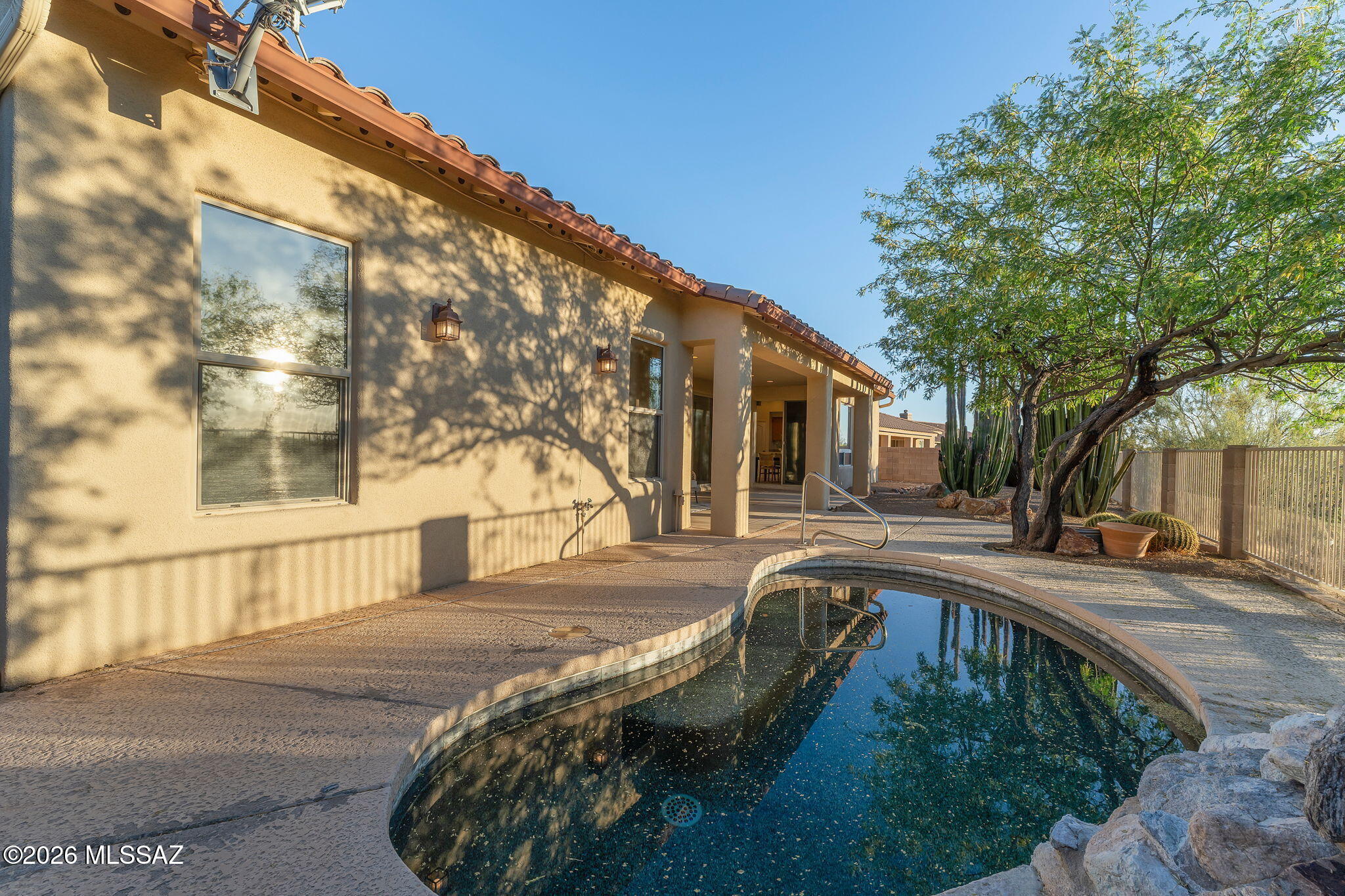 Bluffs At Dove Mountain (1-122) - Residential