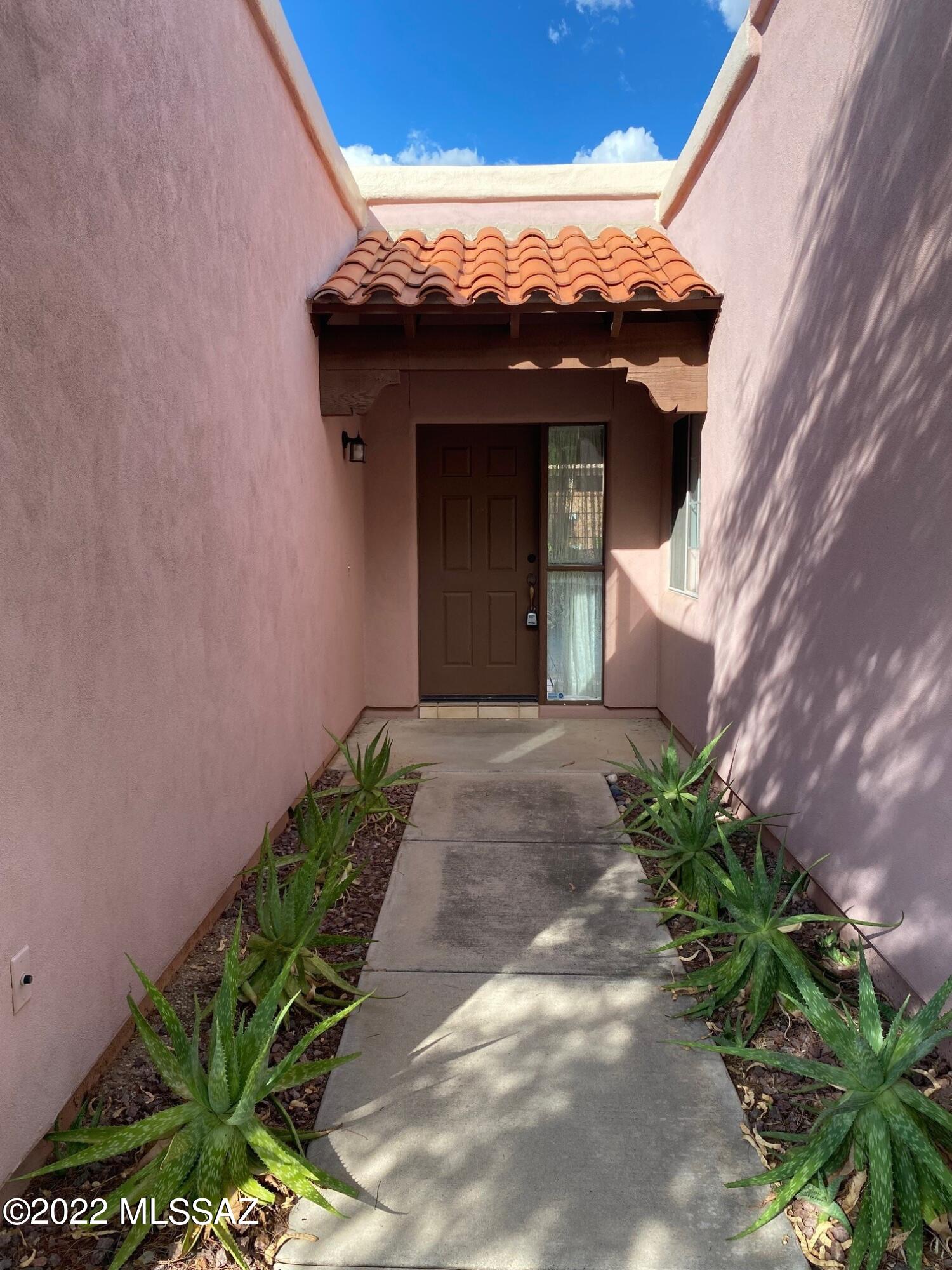 Villages Of La Canada (The) - Residential Lease