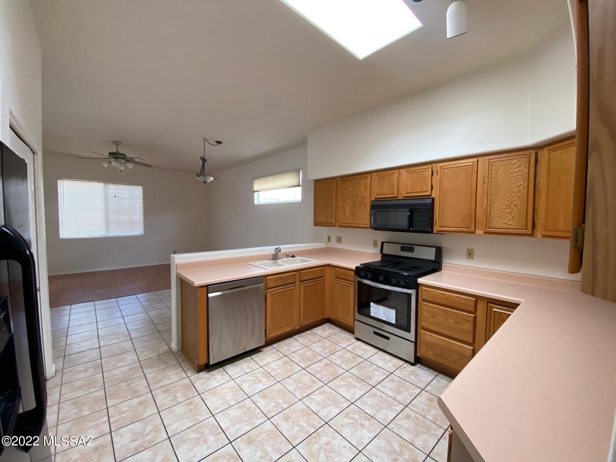 Villages Of La Canada (The) - Residential Lease