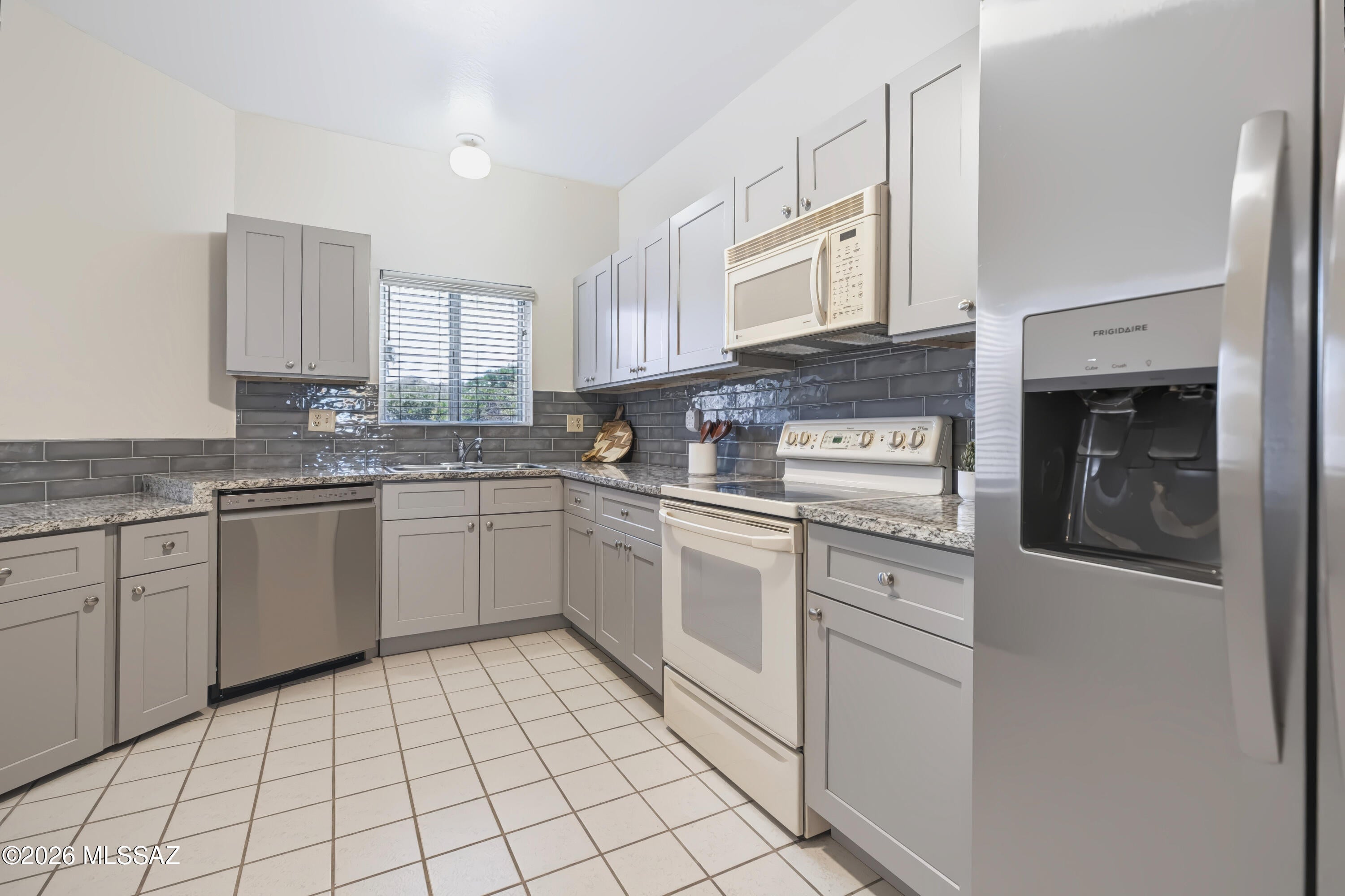 Colonia De Los Alamos (BK1-45) - Residential