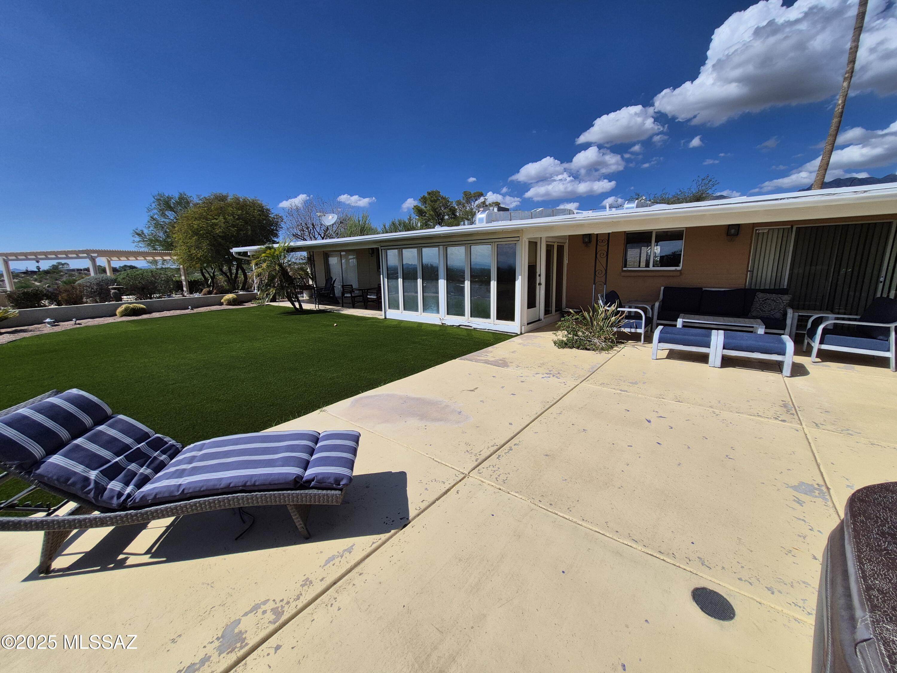 La Buena Vida Estates (1-37) - Residential Lease