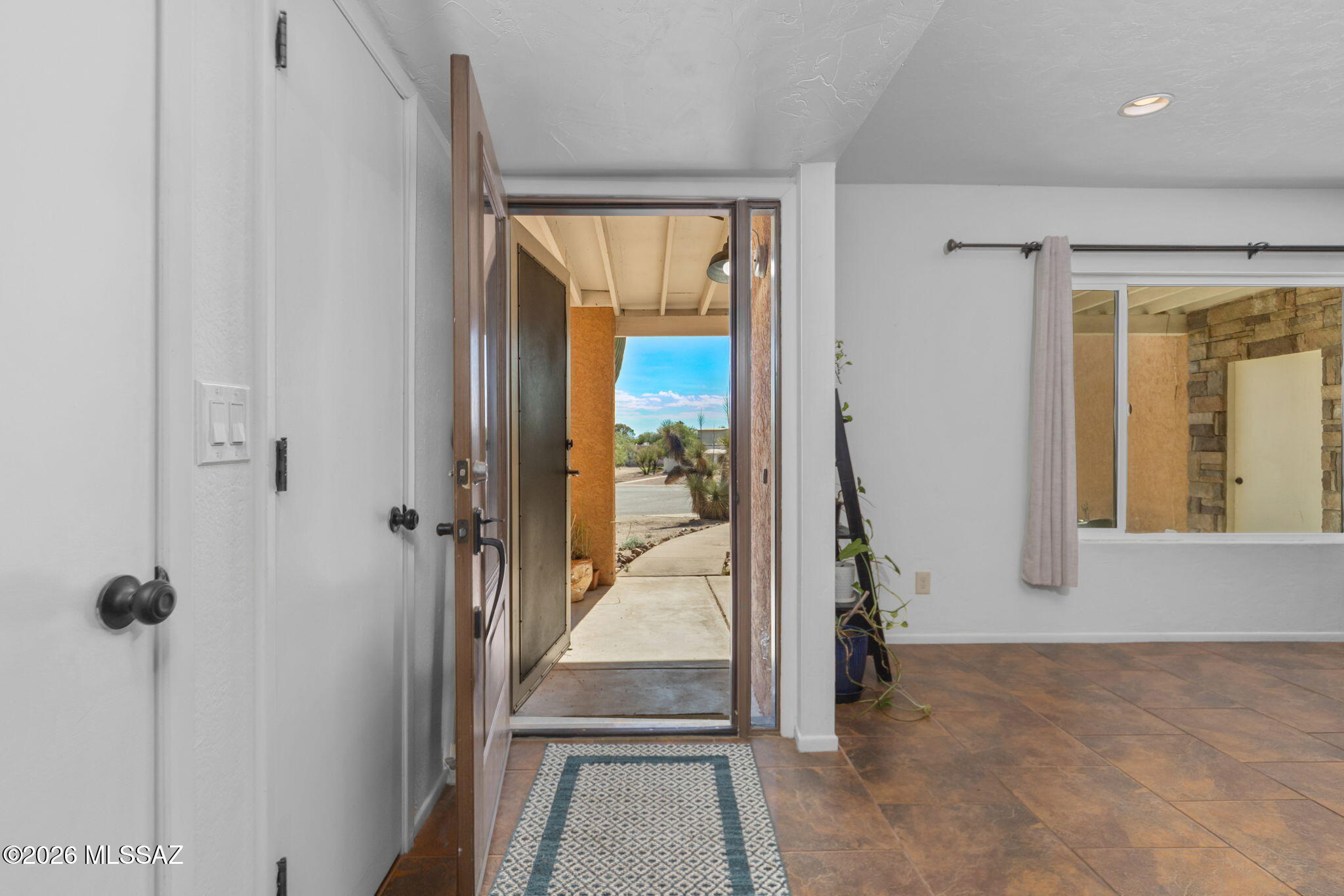Sabino Vista Southeast  NO. 1 (1-47) - Residential