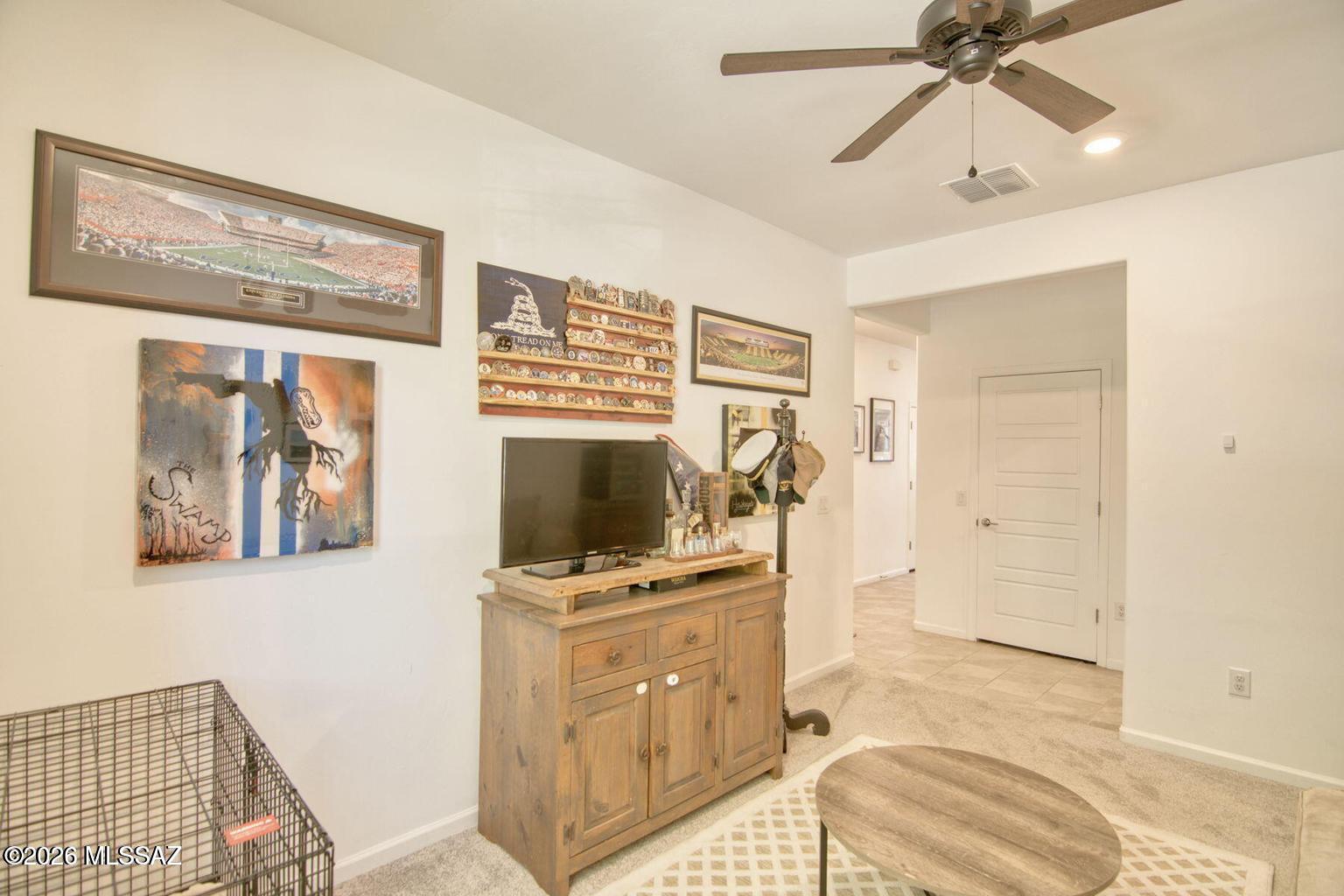 Entrada Del Pueblo - Residential Lease
