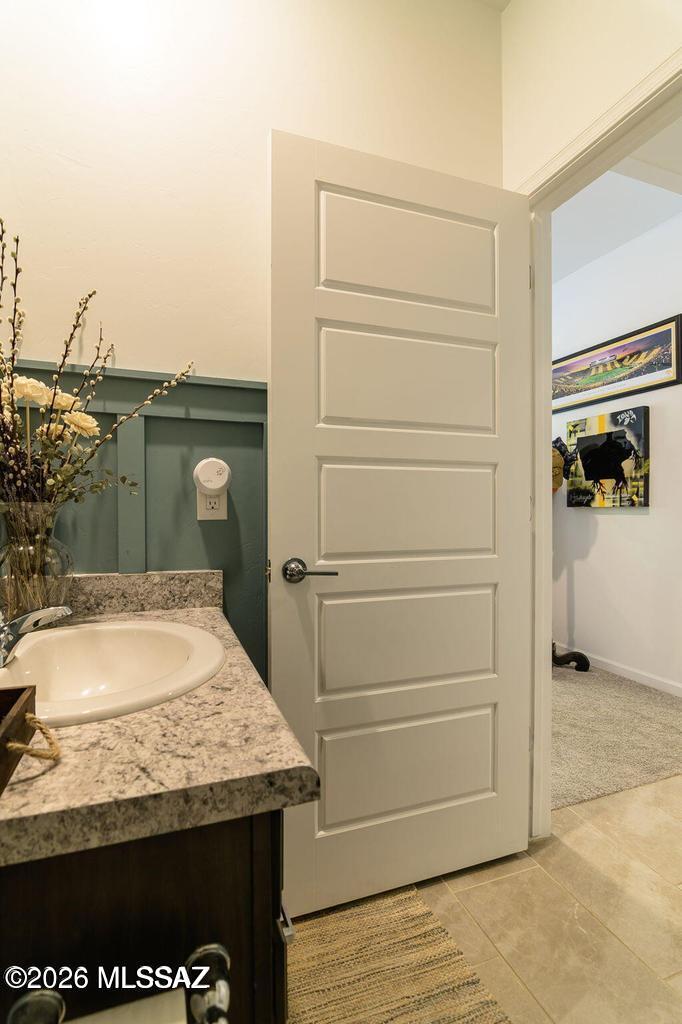 Entrada Del Pueblo - Residential Lease