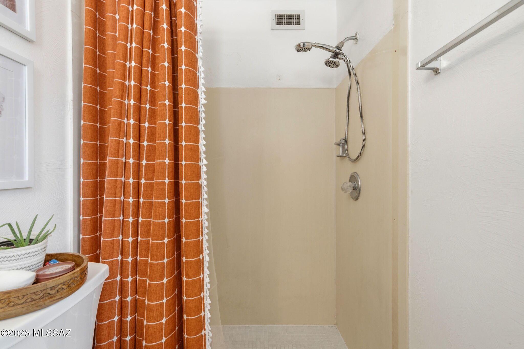 Rancho Del Este (1-128) - Residential