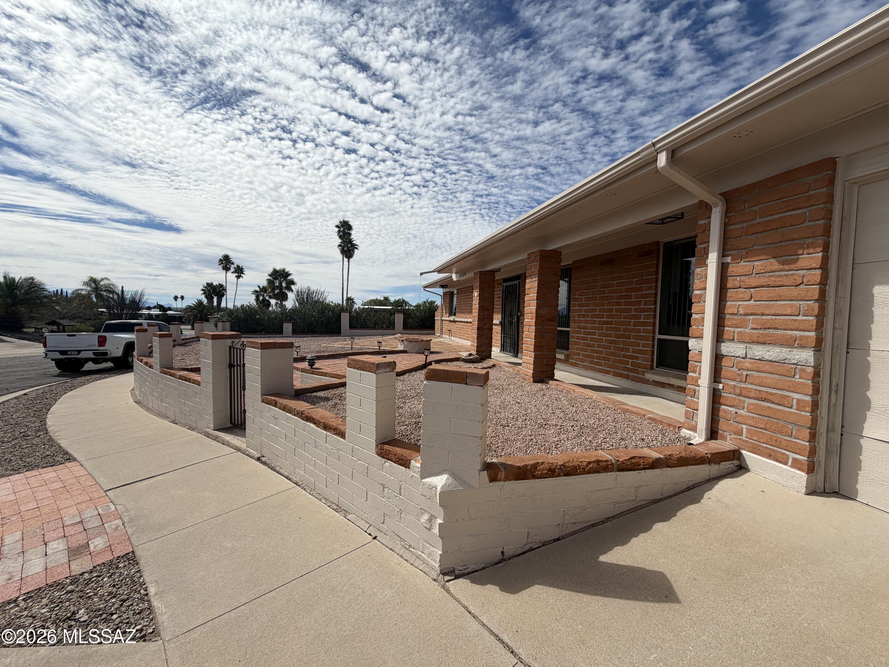 Braewood Terrace (1-107) - Residential