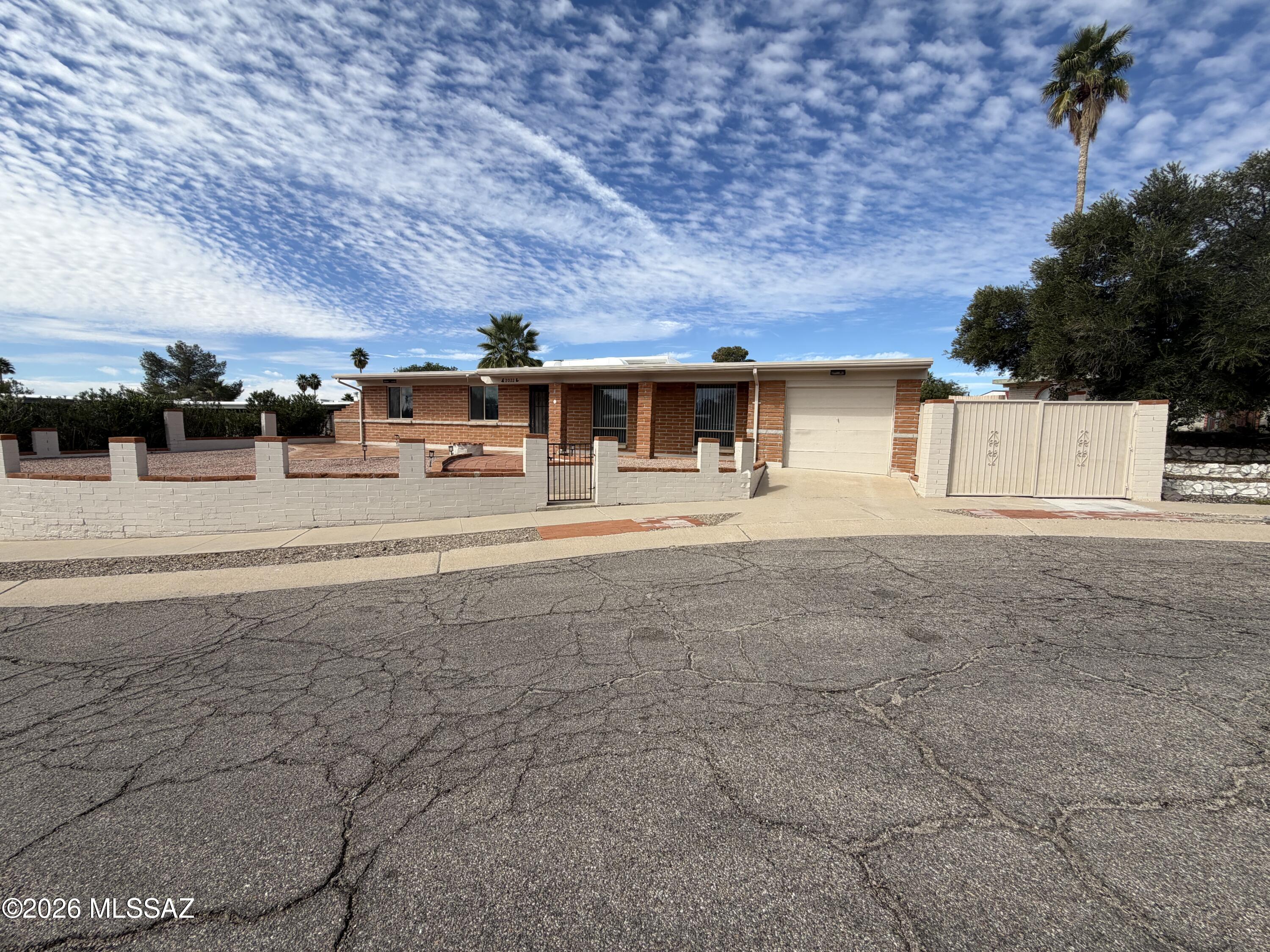 Braewood Terrace (1-107) - Residential