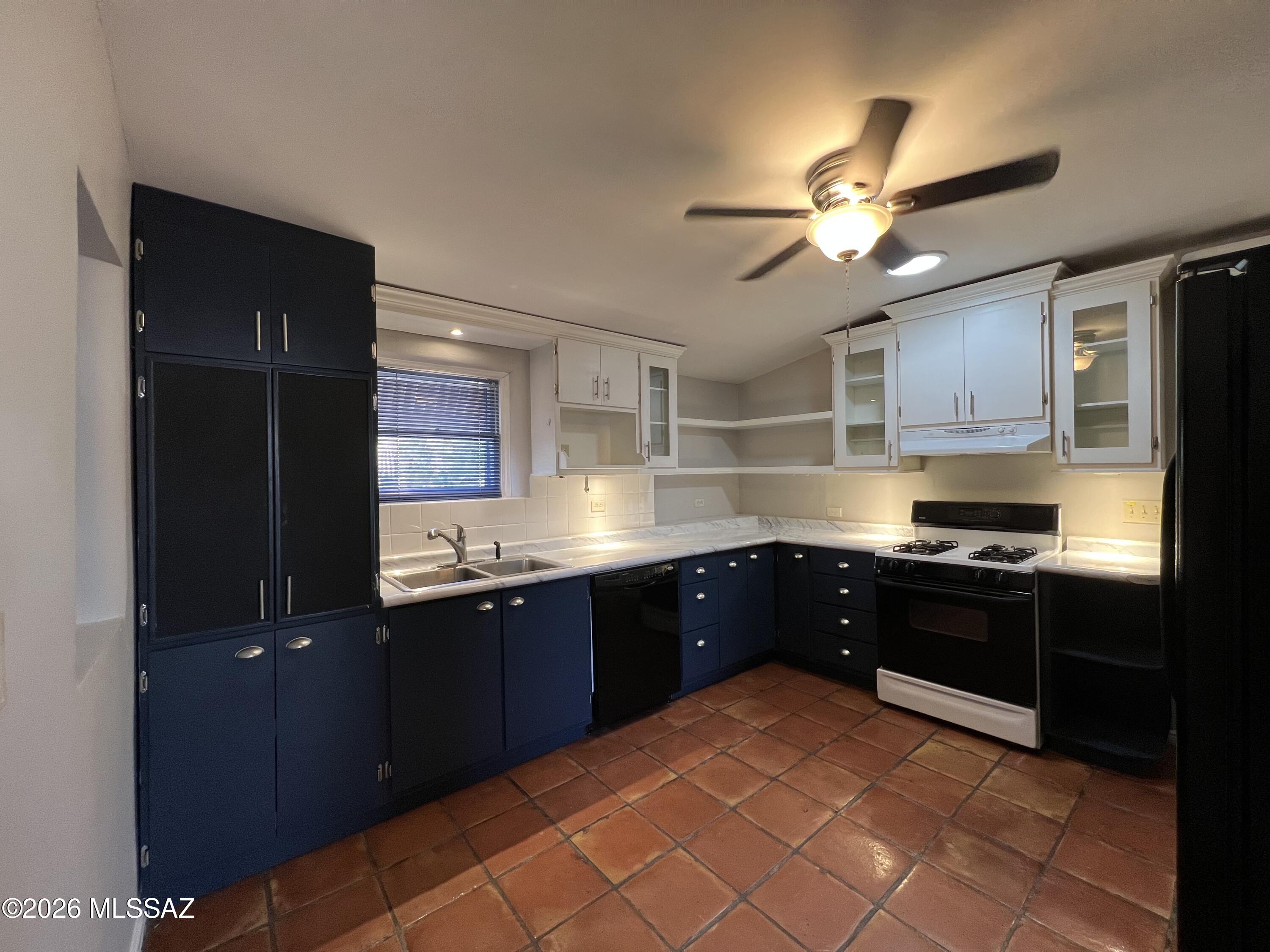 Samos Subdivision Amended - Residential Lease