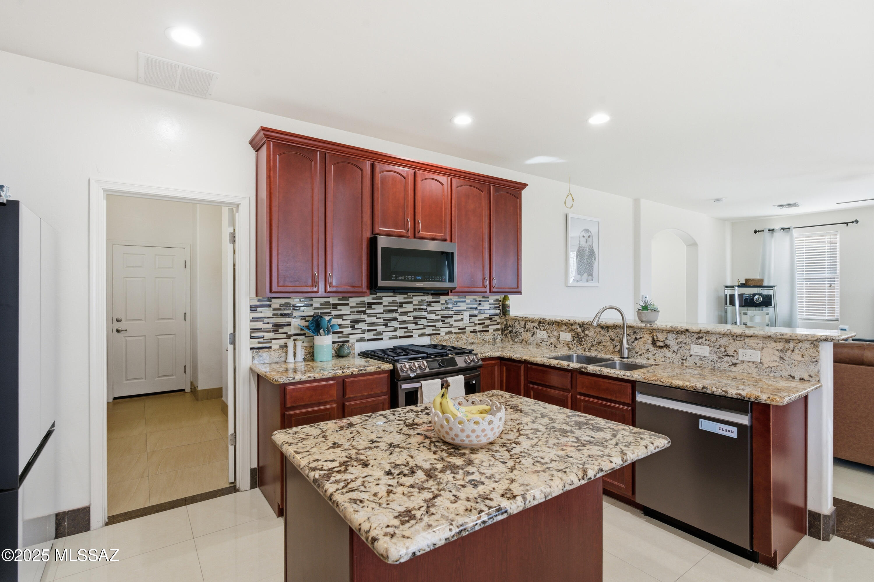 Rancho Vistoso NGHB 10 PCLS S,U & V - Residential