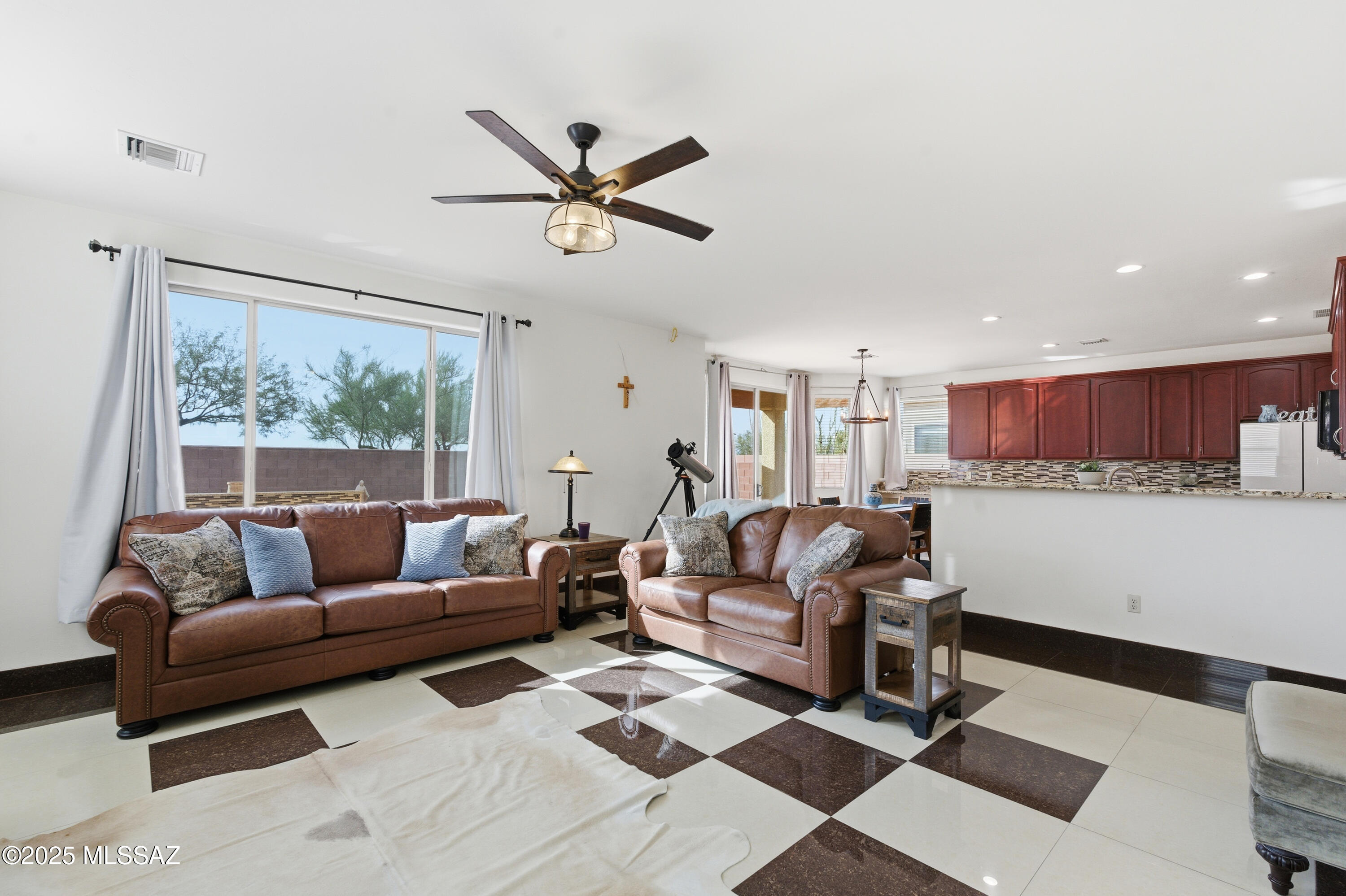 Rancho Vistoso NGHB 10 PCLS S,U & V - Residential