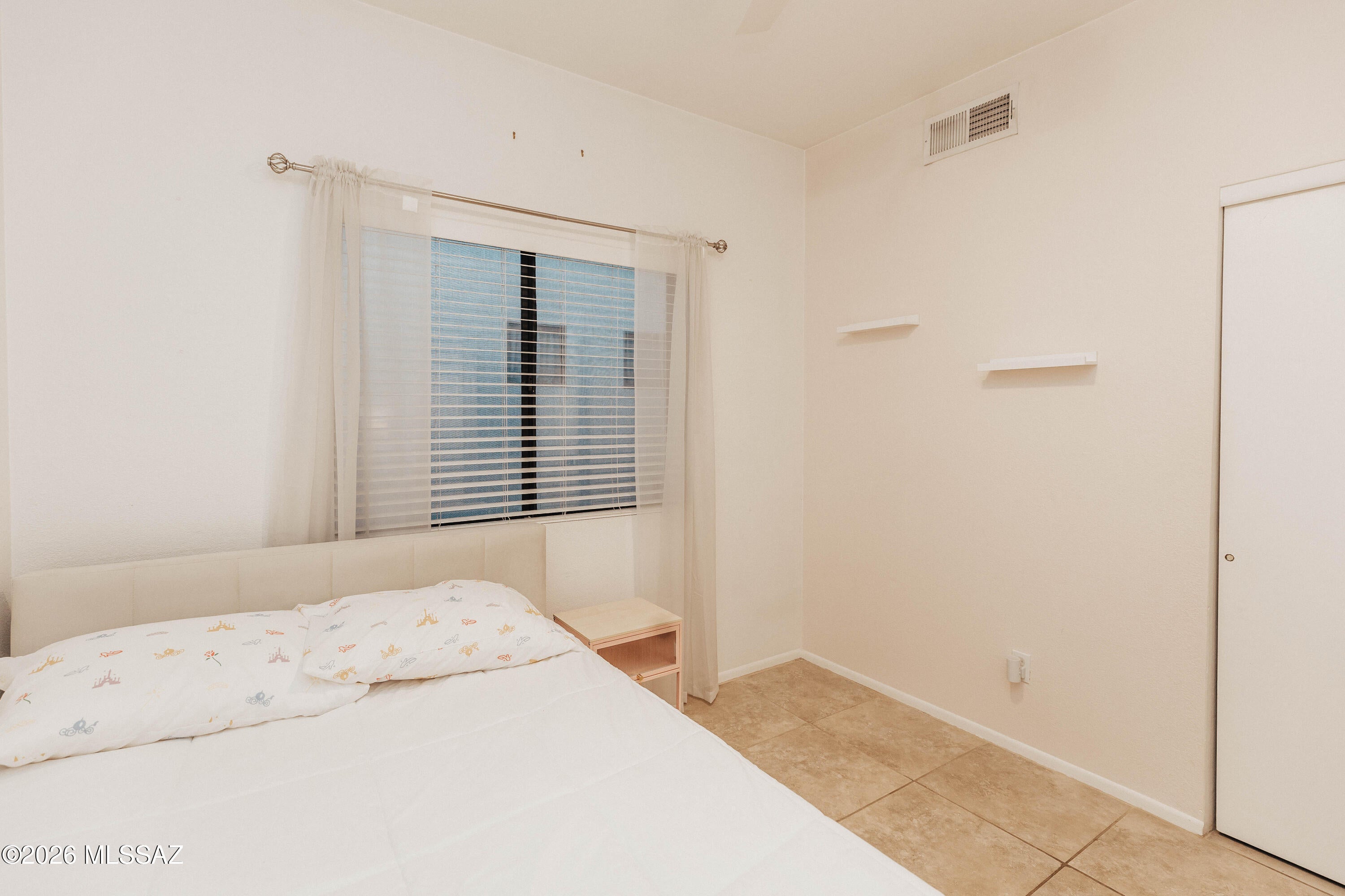 Elliott Homes At Rita Ranch (1-521) - Residential