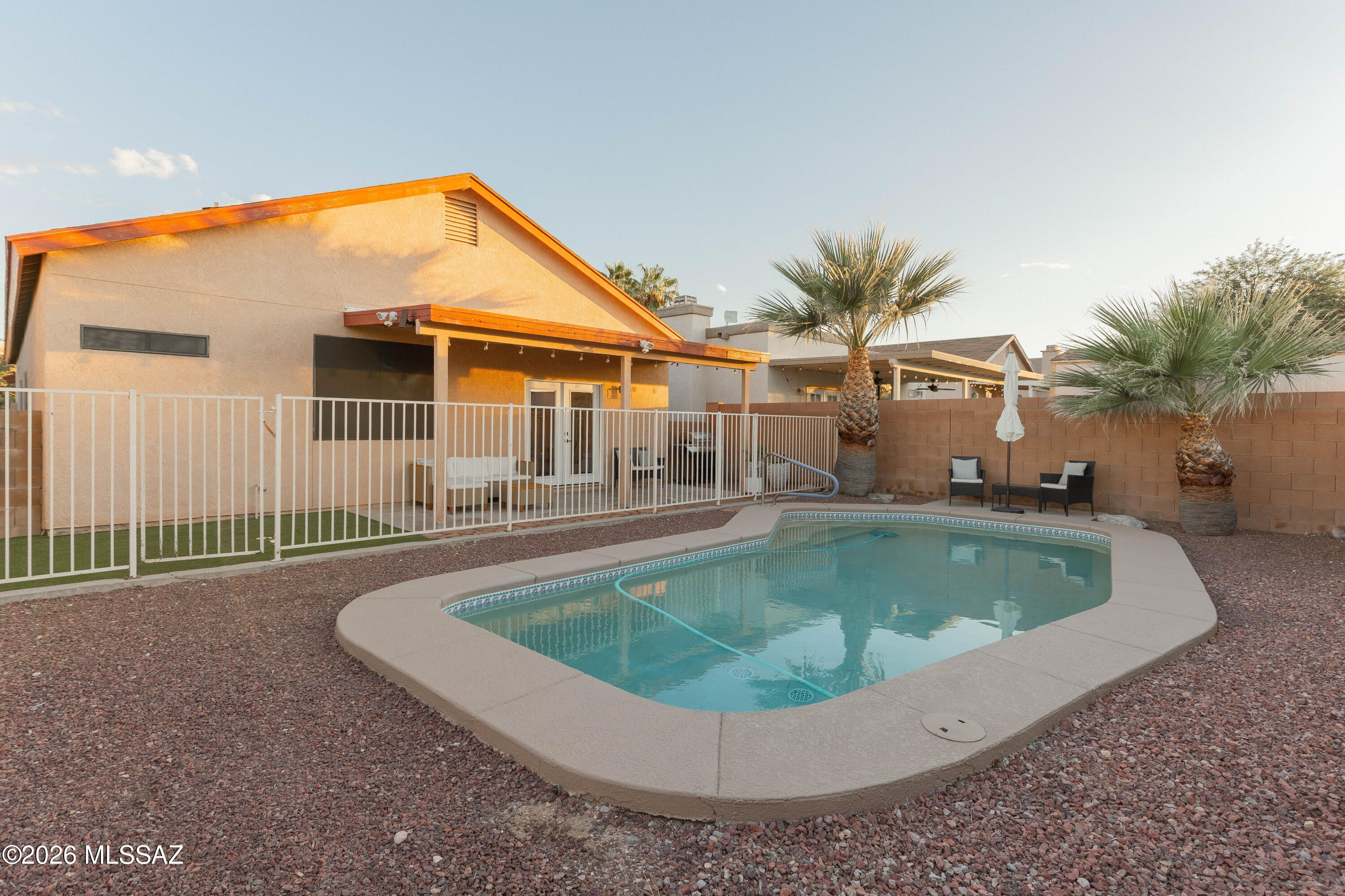 Elliott Homes At Rita Ranch (1-521) - Residential
